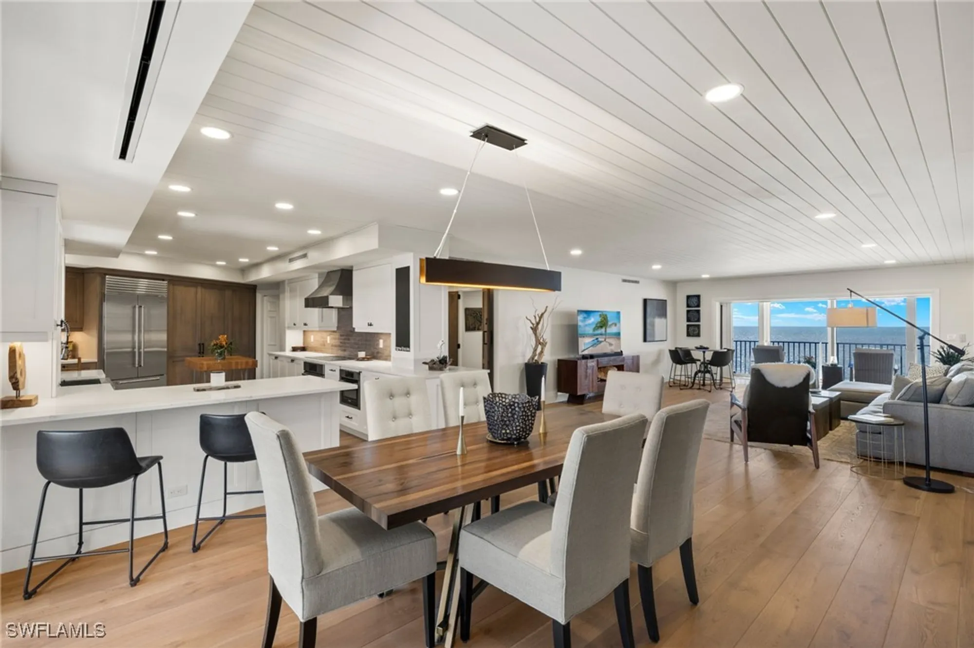 Property Slideshow image 11 of 48 | 2901 gulf shore blvd n # 803s, Naples, FL, 34103