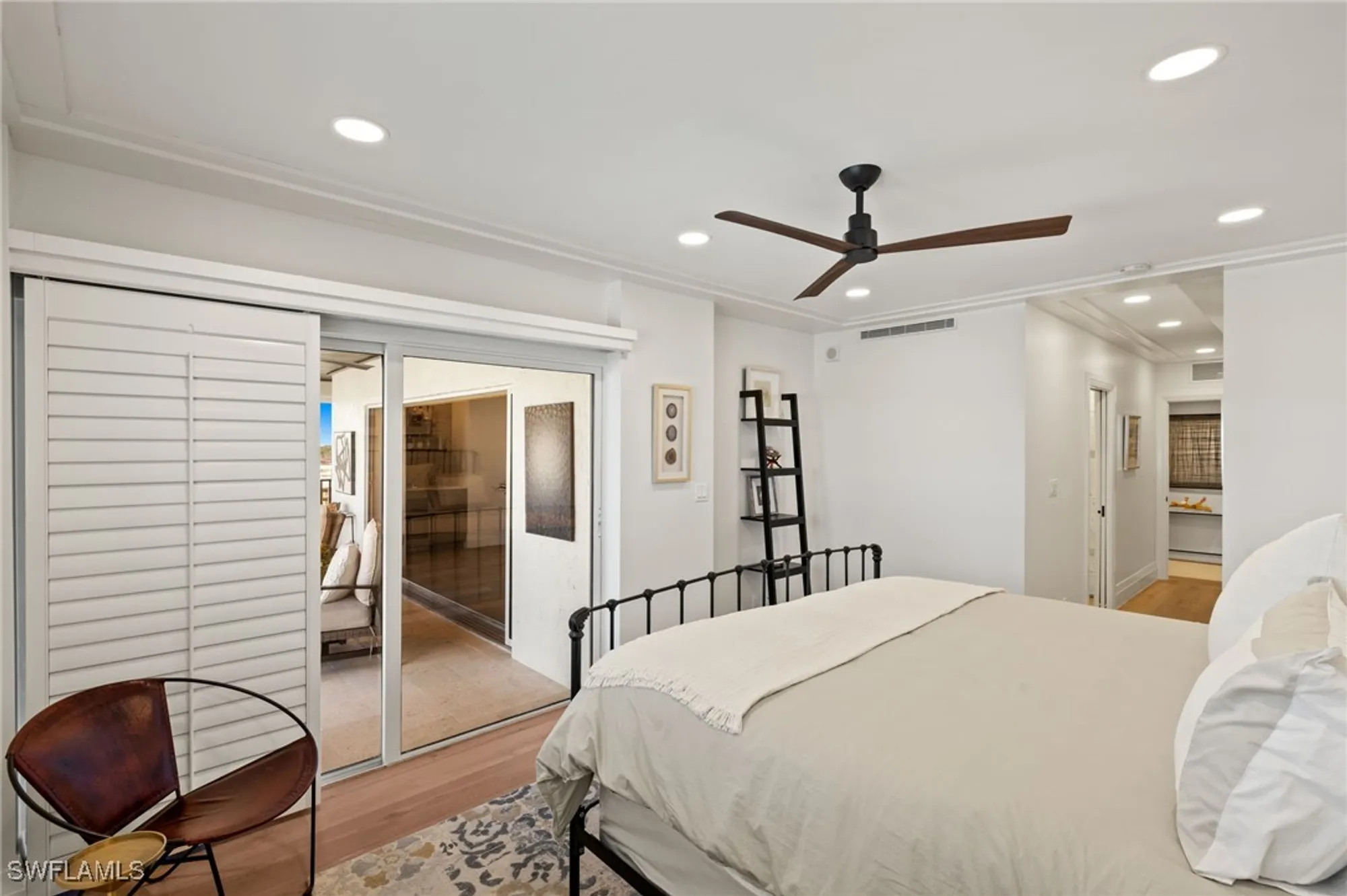 Property Slideshow image 29 of 48 | 2901 gulf shore blvd n # 803s, Naples, FL, 34103