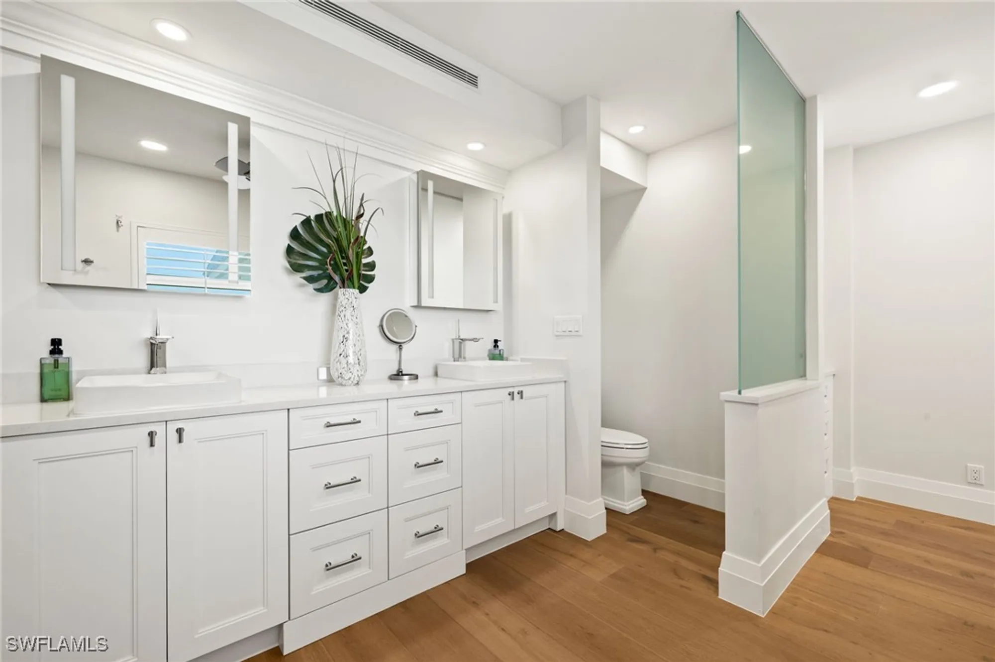 Property Slideshow image 20 of 48 | 2901 gulf shore blvd n # 803s, Naples, FL, 34103