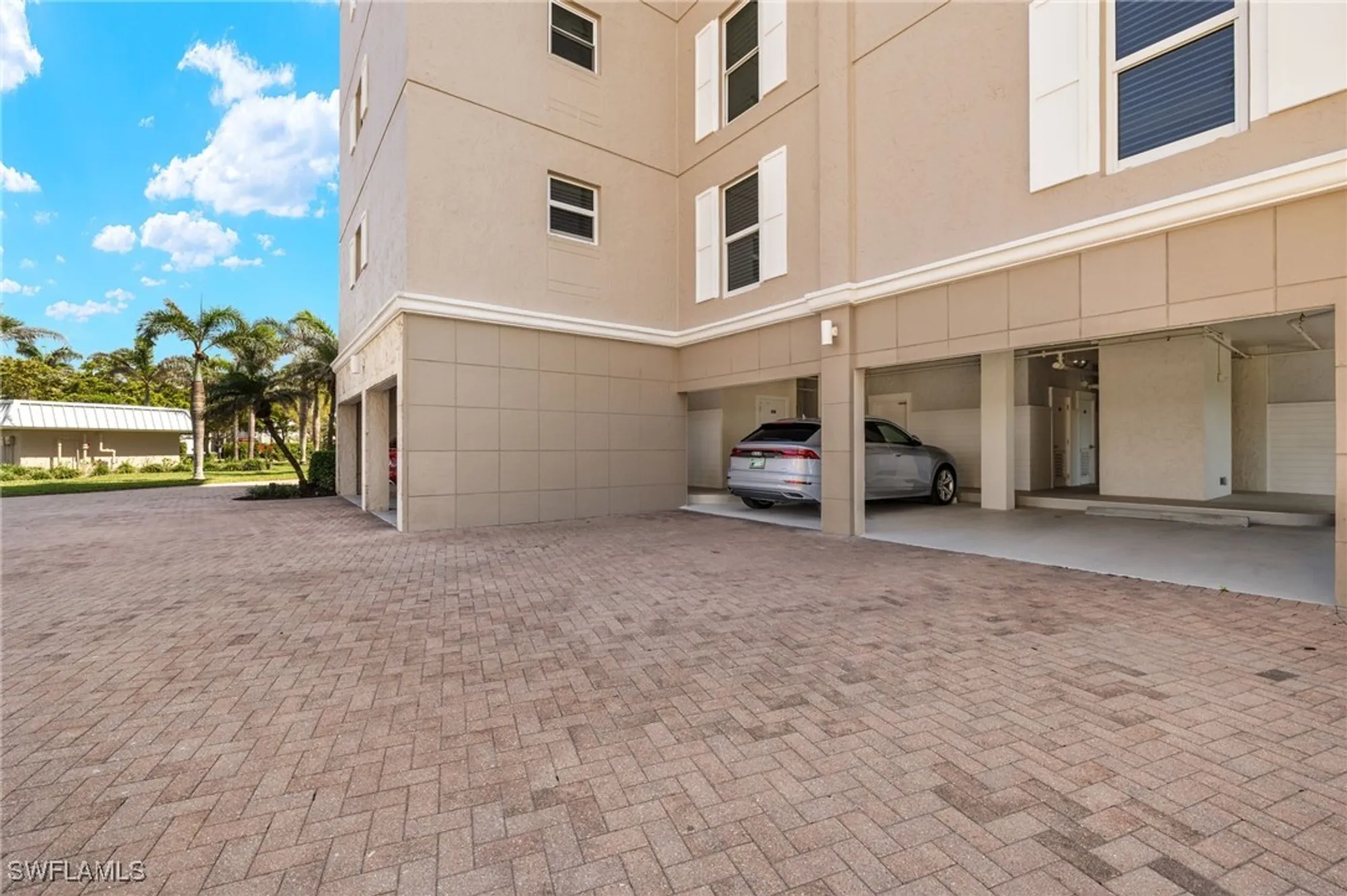 Property Slideshow image 35 of 48 | 2901 gulf shore blvd n # 803s, Naples, FL, 34103