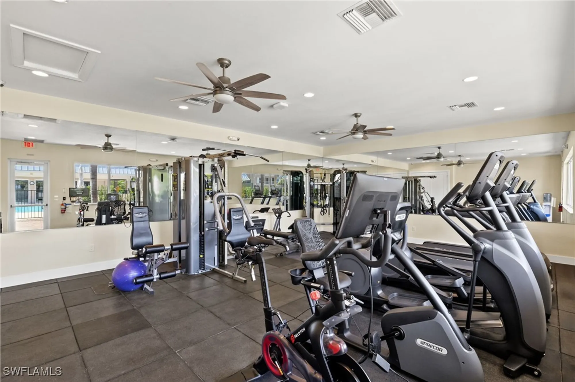 Property Slideshow image 36 of 48 | 2901 gulf shore blvd n # 803s, Naples, FL, 34103