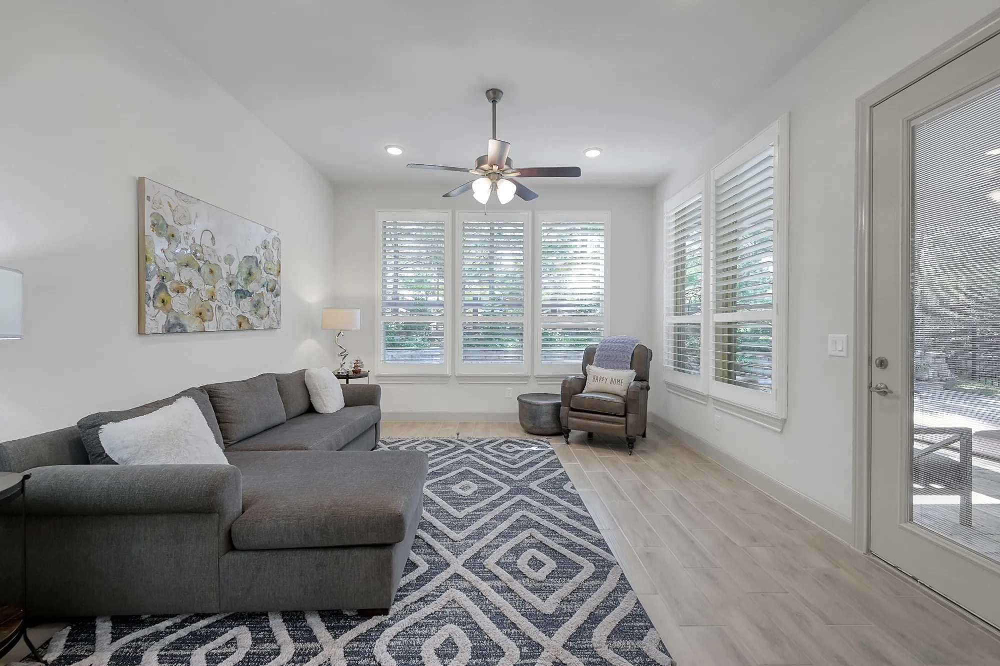 Property Slideshow image 21 of 49 | 233 appaloosa ct, The Woodlands, TX, 77382