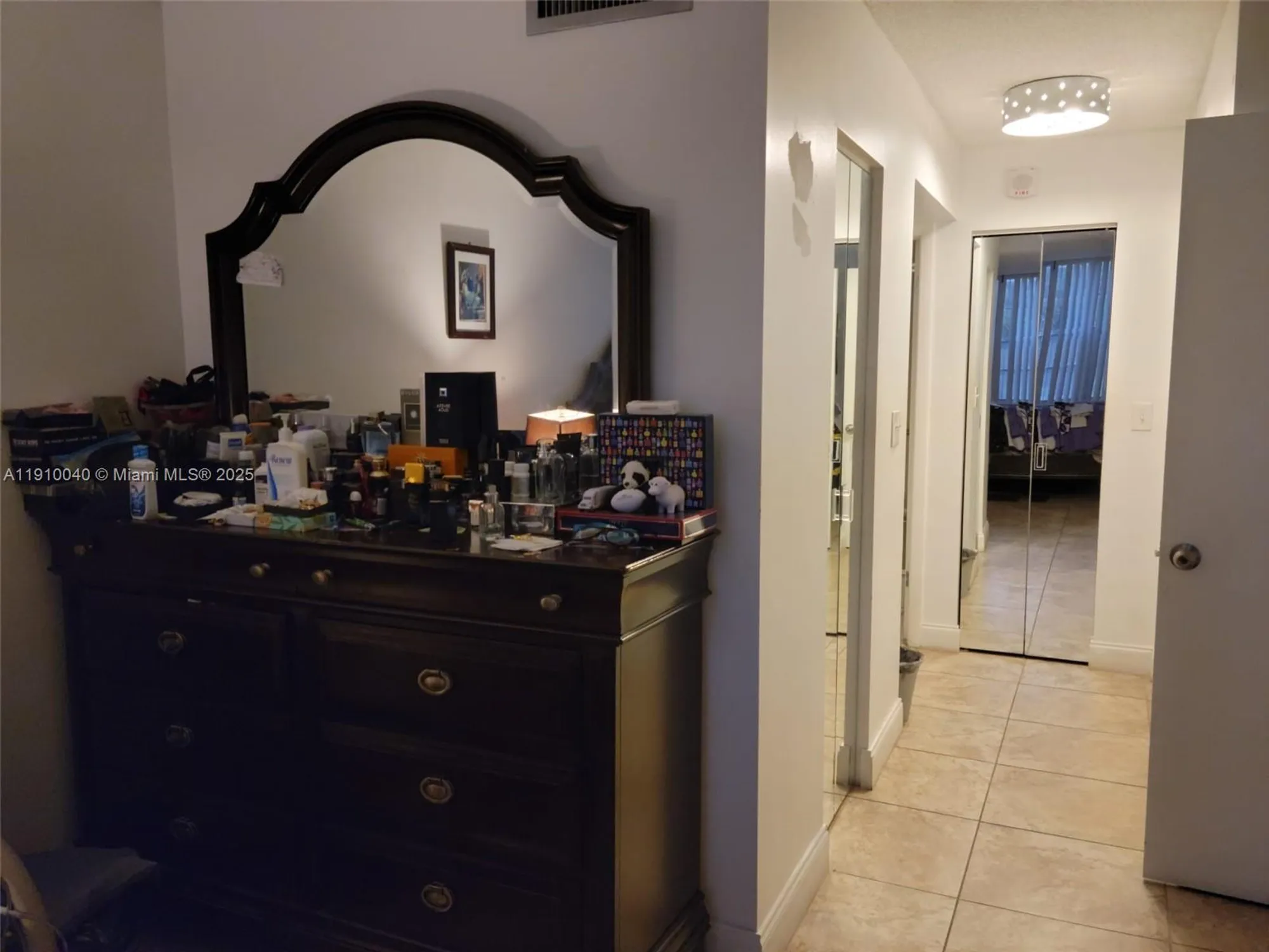 Property Slideshow image 4 of 7 | 1400 saint charles pl 215, Pembroke Pines, FL, 33026