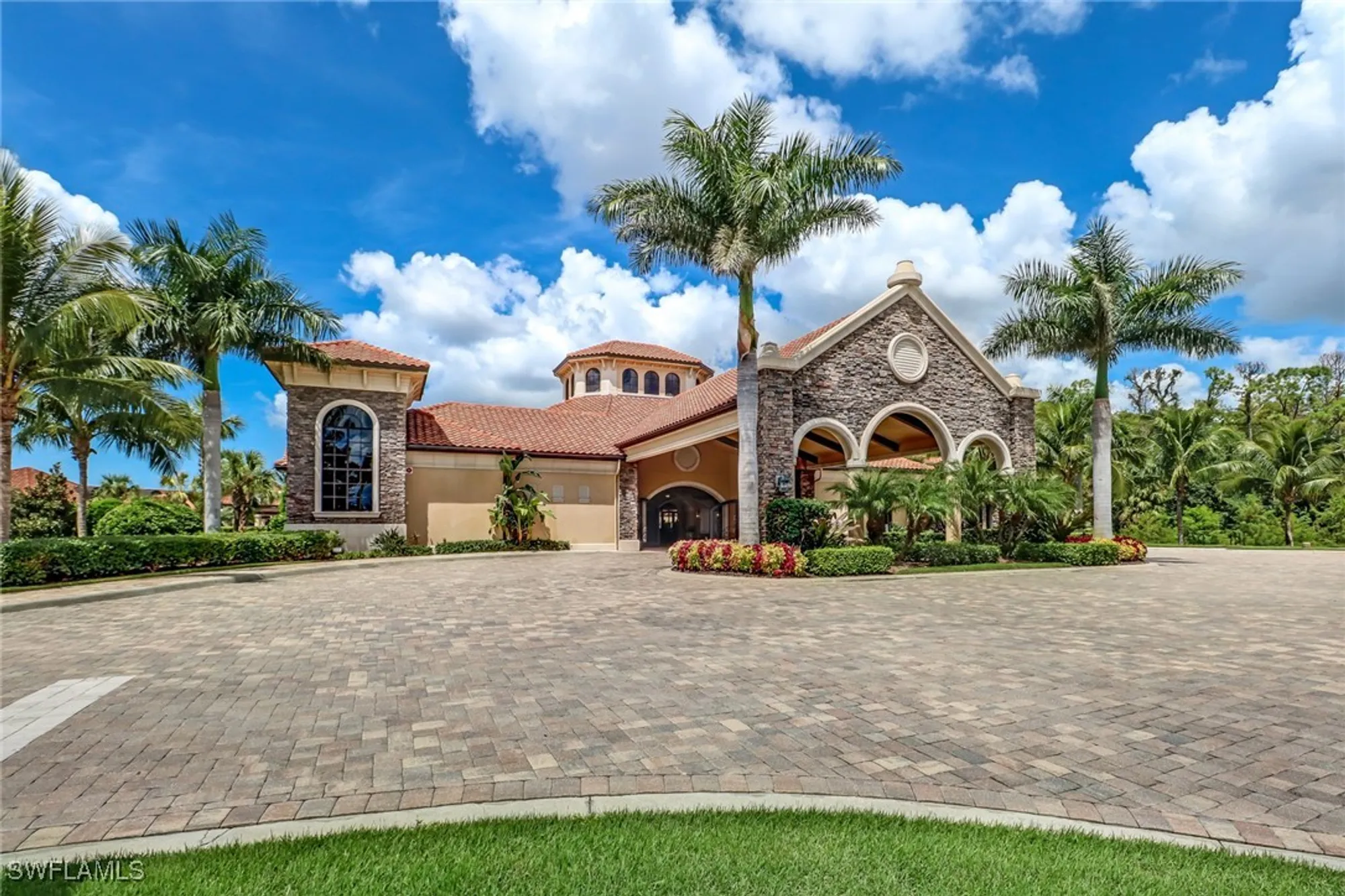 Property Slideshow image 20 of 25 | 9731 acqua ct 537, Naples, FL, 34113
