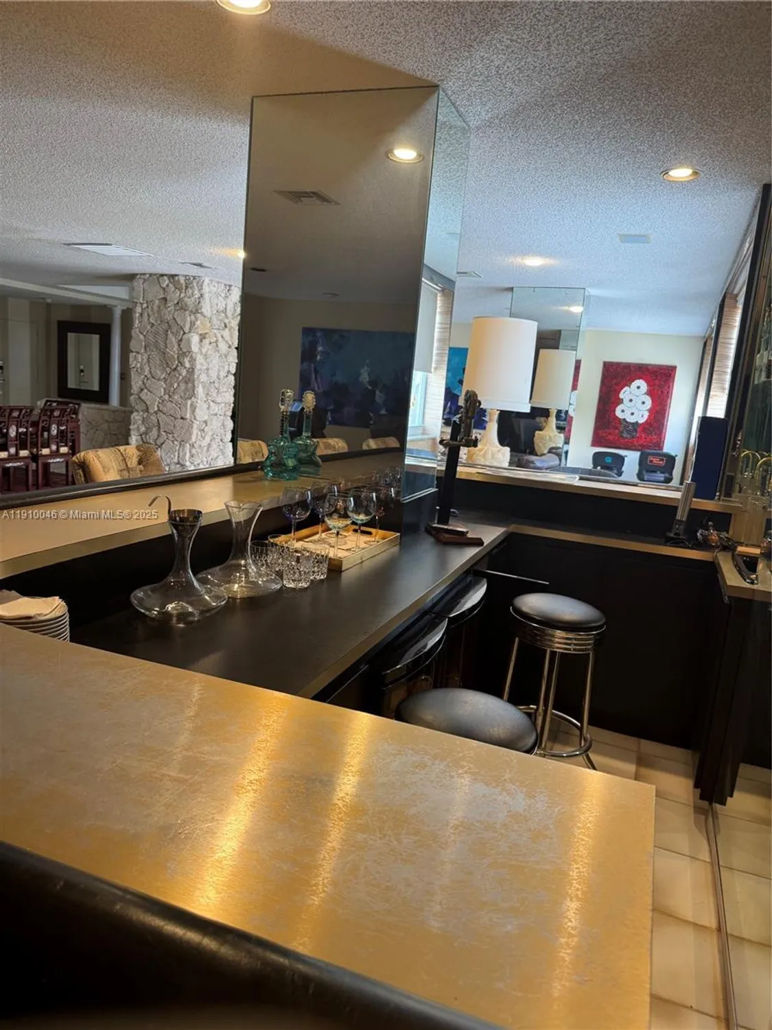 Property Slideshow image 5 of 16 | 1880 s ocean dr 203, Hallandale Beach, FL, 33009