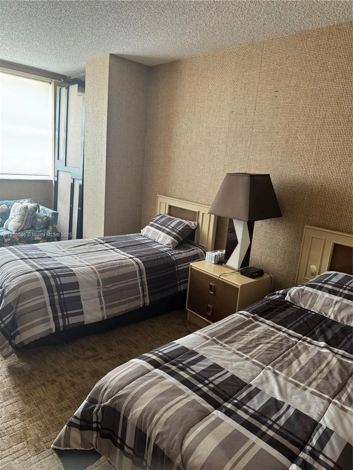 Property Slideshow image 9 of 16 | 1880 s ocean dr 203, Hallandale Beach, FL, 33009