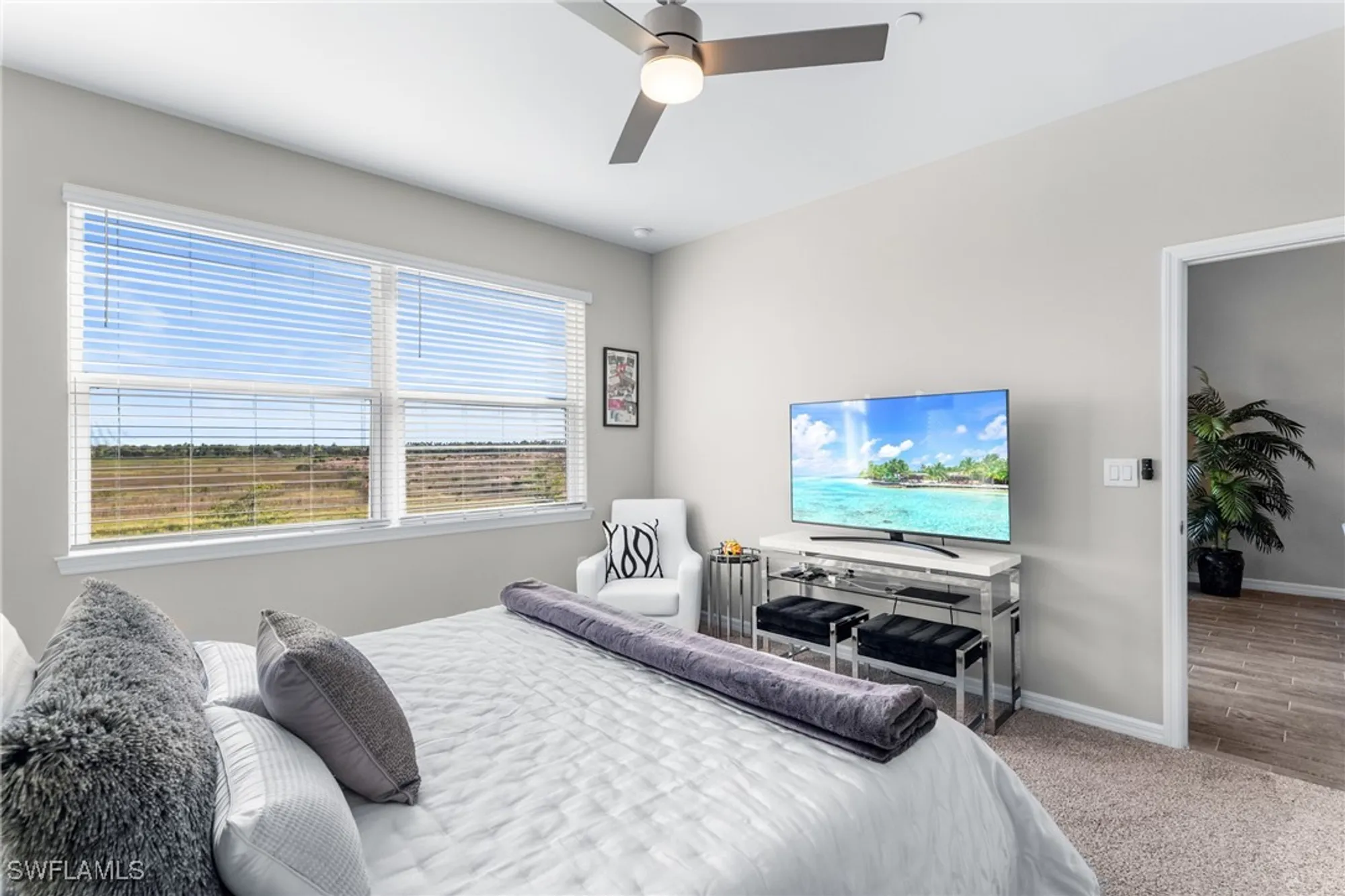 Property Slideshow image 16 of 42 | 11841 venetian lagoon dr unit 203, Fort Myers, FL, 33913