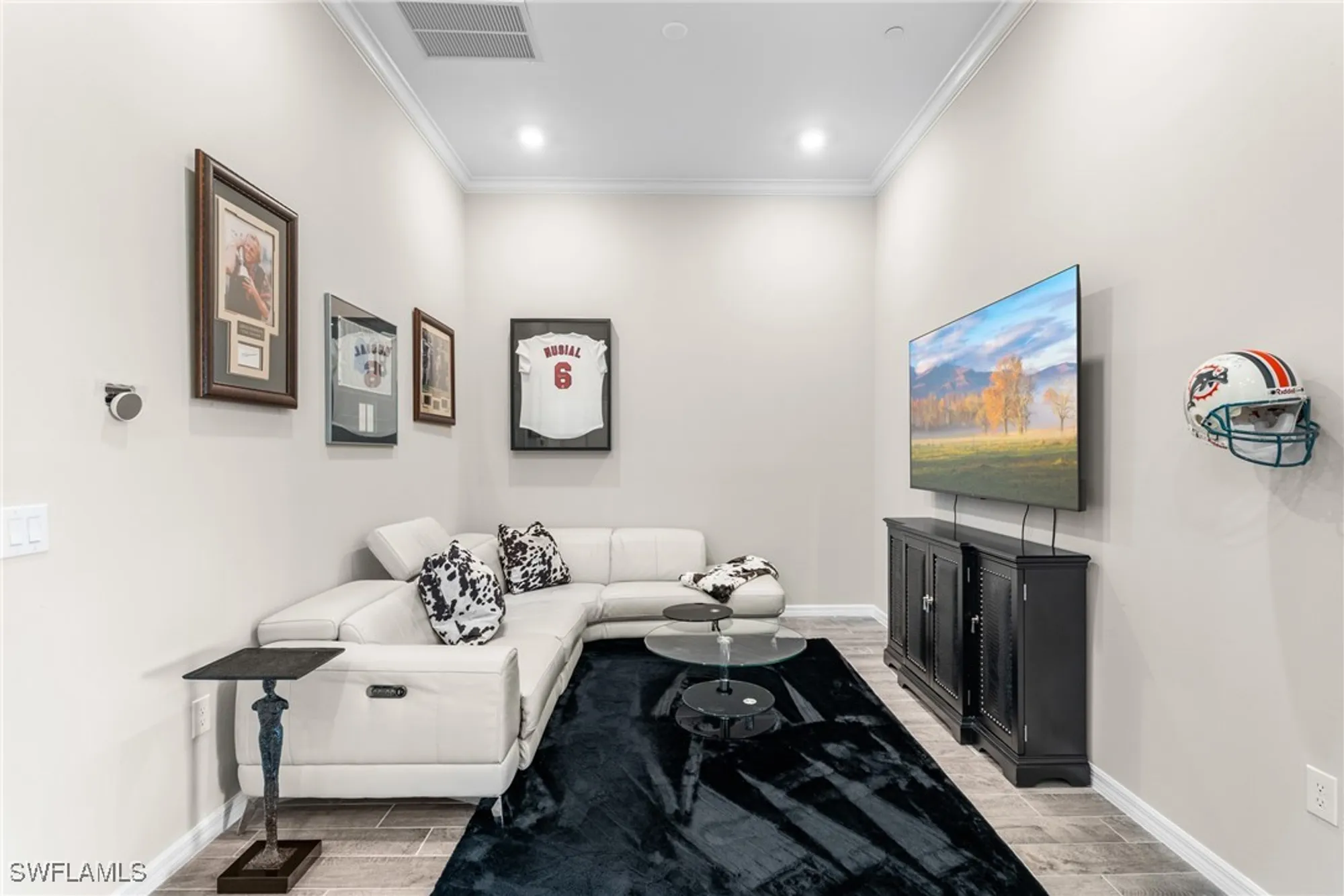 Property Slideshow image 13 of 42 | 11841 venetian lagoon dr unit 203, Fort Myers, FL, 33913