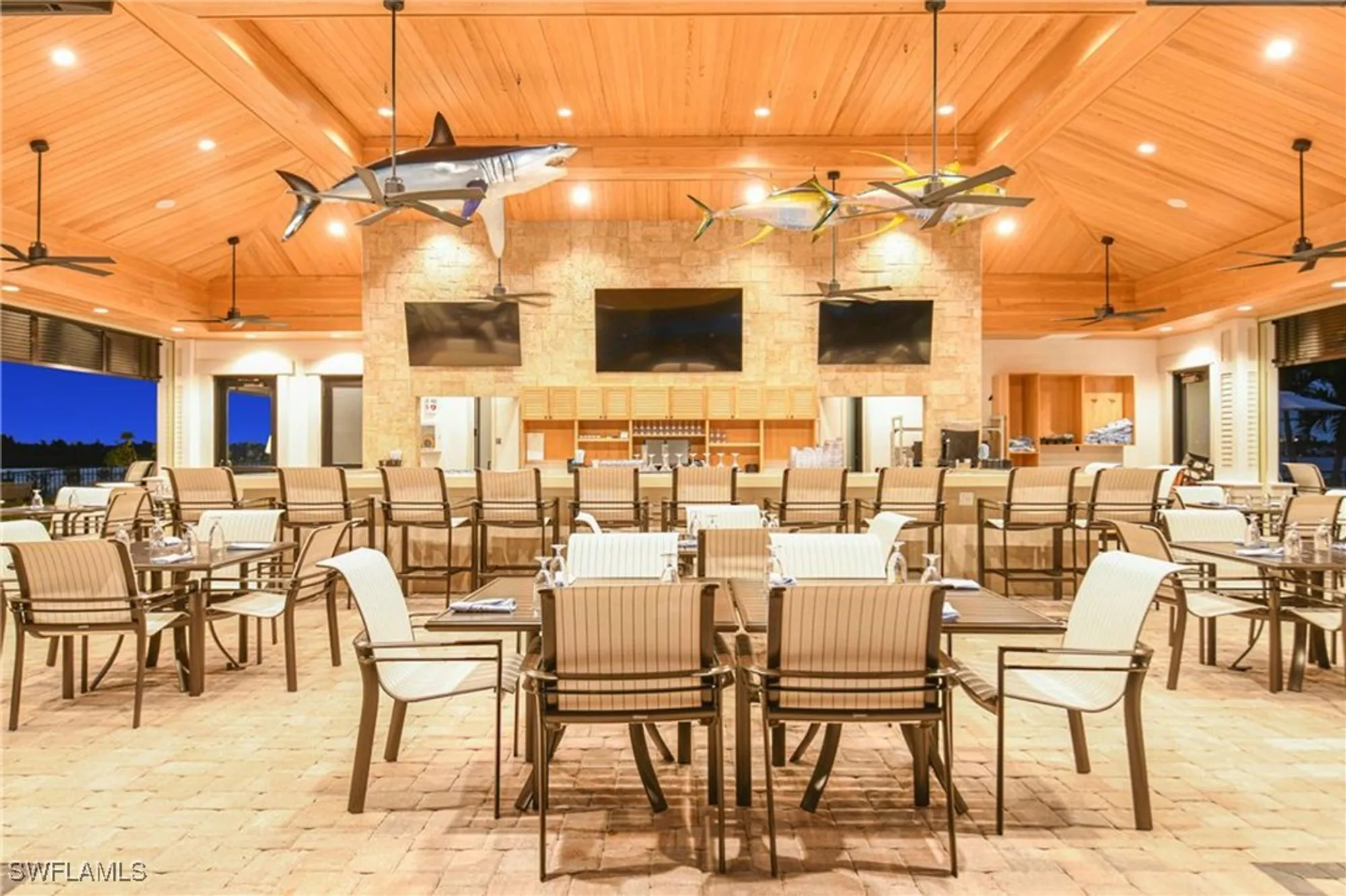 Property Slideshow image 36 of 42 | 11841 venetian lagoon dr unit 203, Fort Myers, FL, 33913