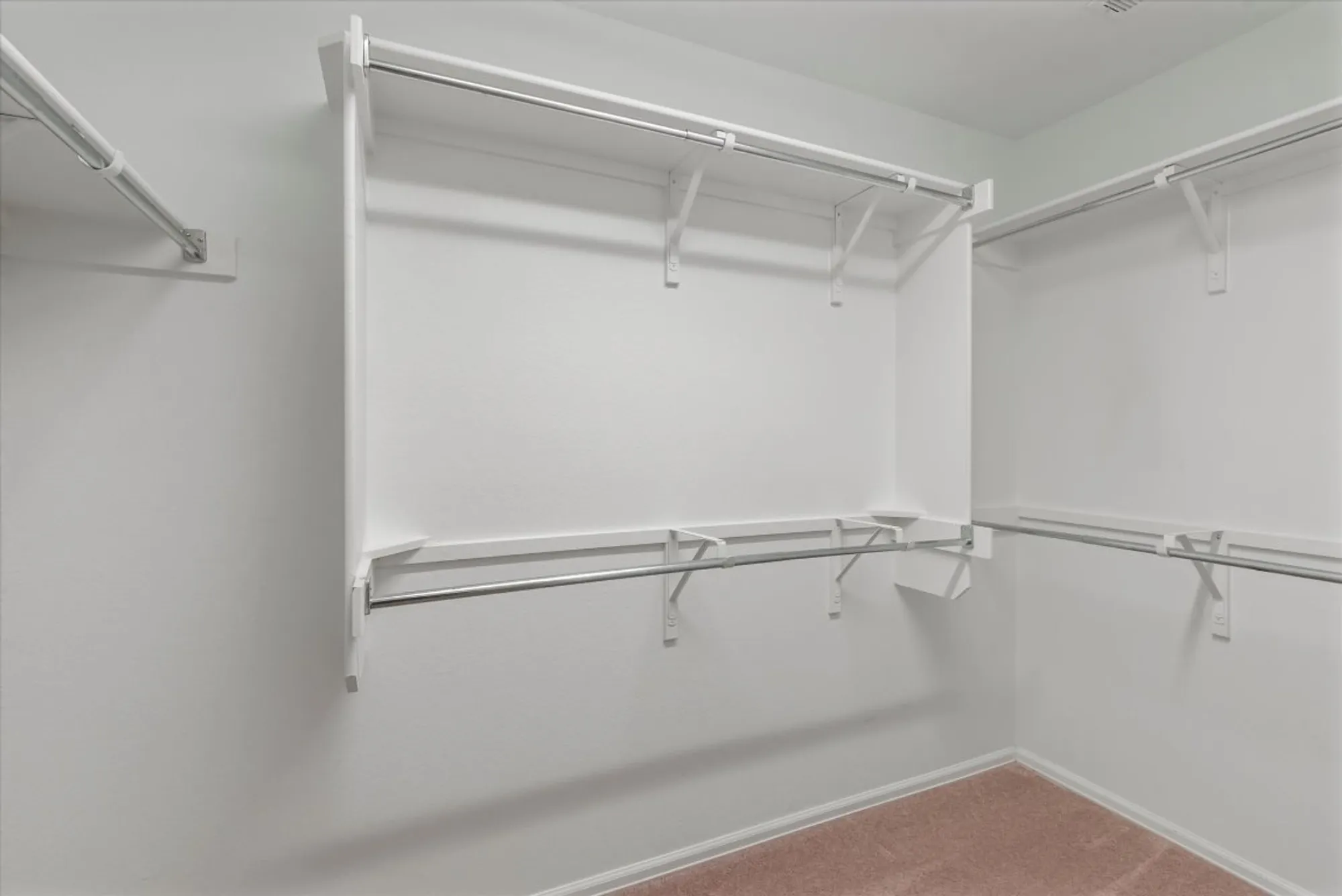 Property Slideshow image 24 of 40 | 325 barrington farm ct, Georgetown, TX, 78633