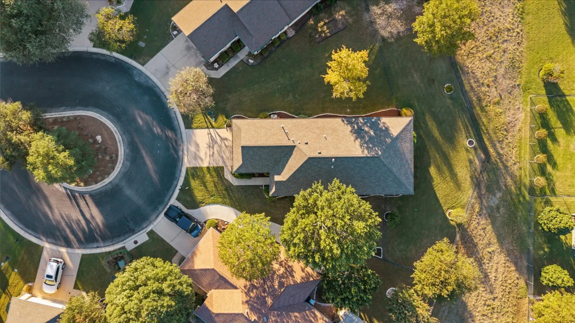 Property Slideshow image 31 of 40 | 325 barrington farm ct, Georgetown, TX, 78633