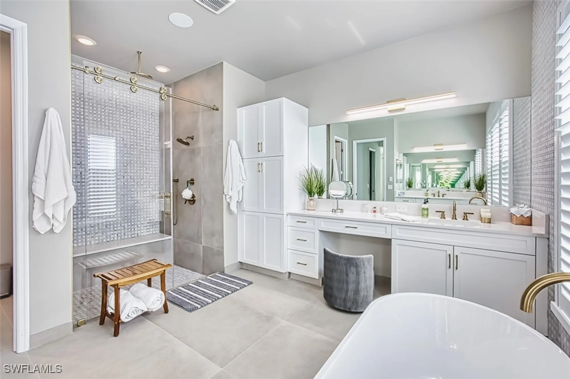 Property Slideshow image 19 of 48 | 12169 eucalyptus way, Naples, FL, 34120