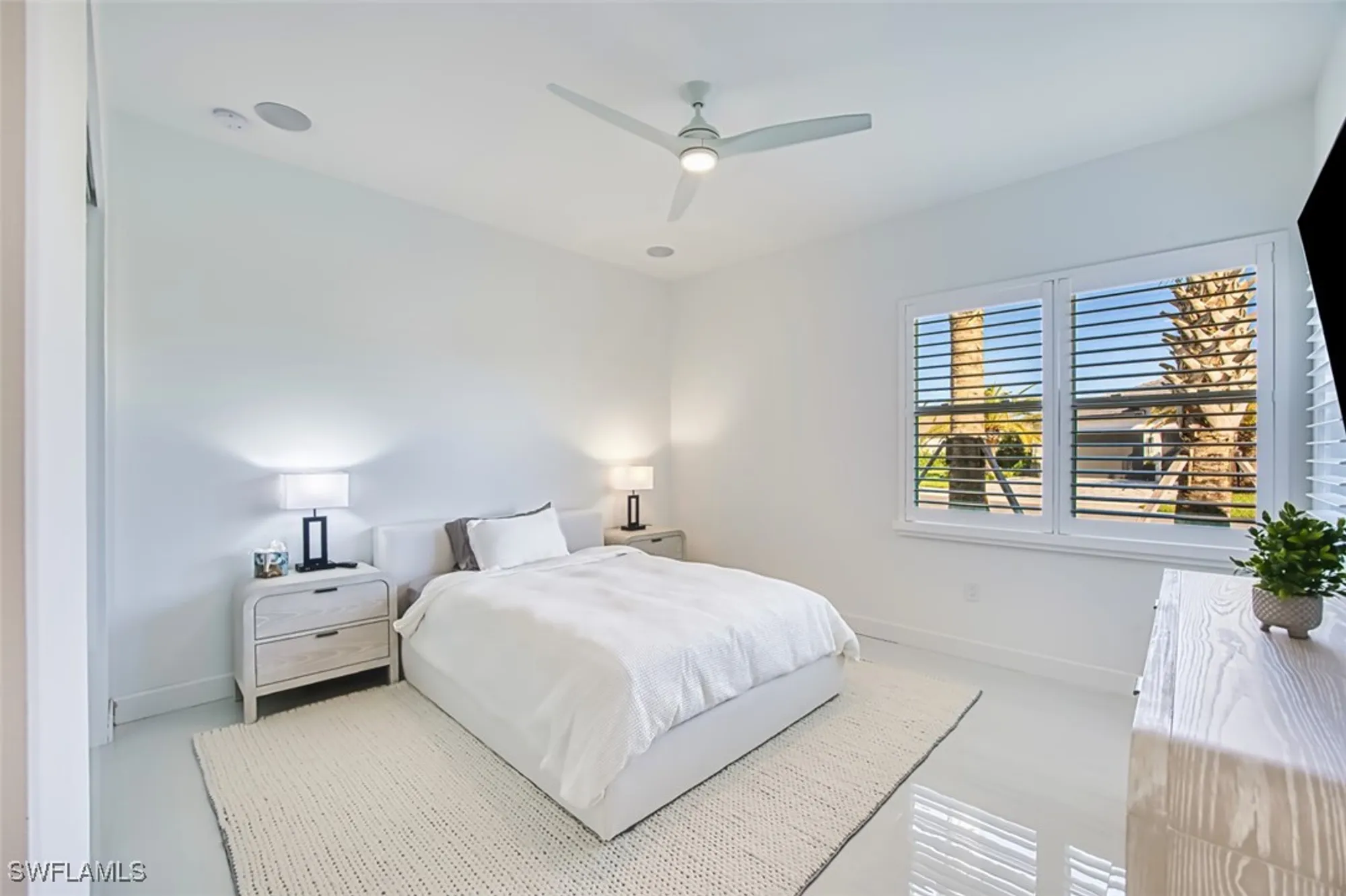 Property Slideshow image 28 of 48 | 12169 eucalyptus way, Naples, FL, 34120