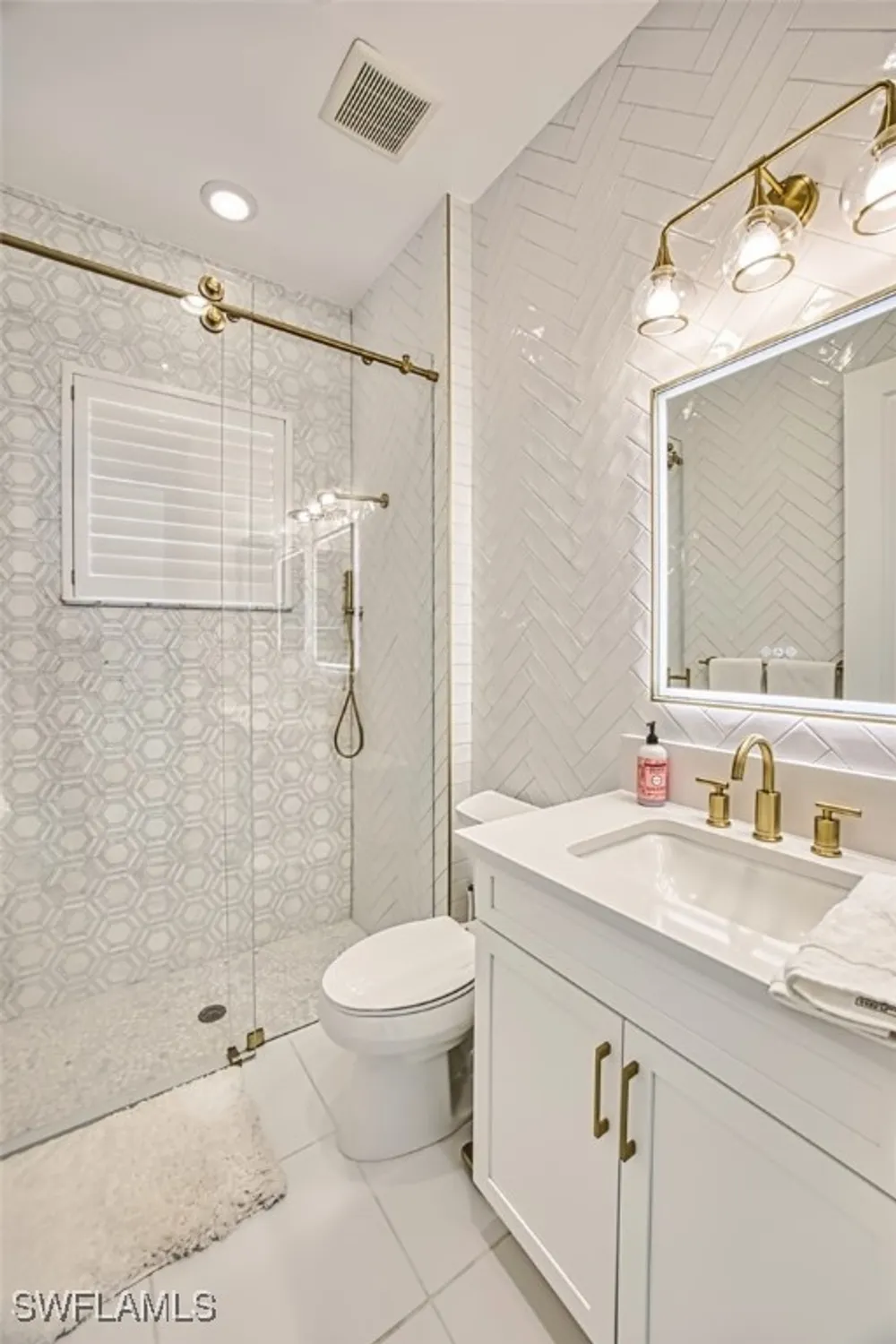 Property Slideshow image 34 of 48 | 12169 eucalyptus way, Naples, FL, 34120