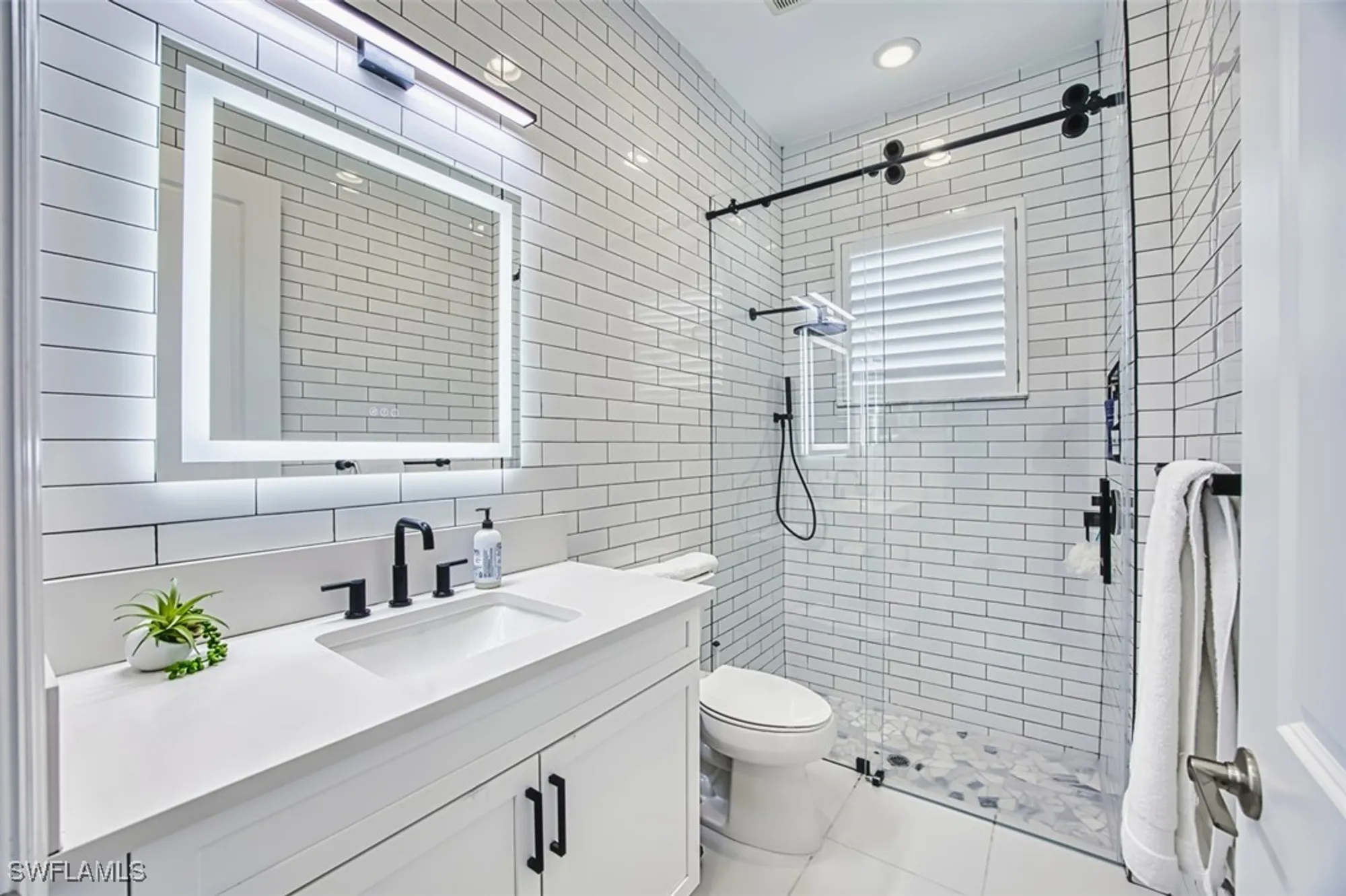 Property Slideshow image 30 of 48 | 12169 eucalyptus way, Naples, FL, 34120