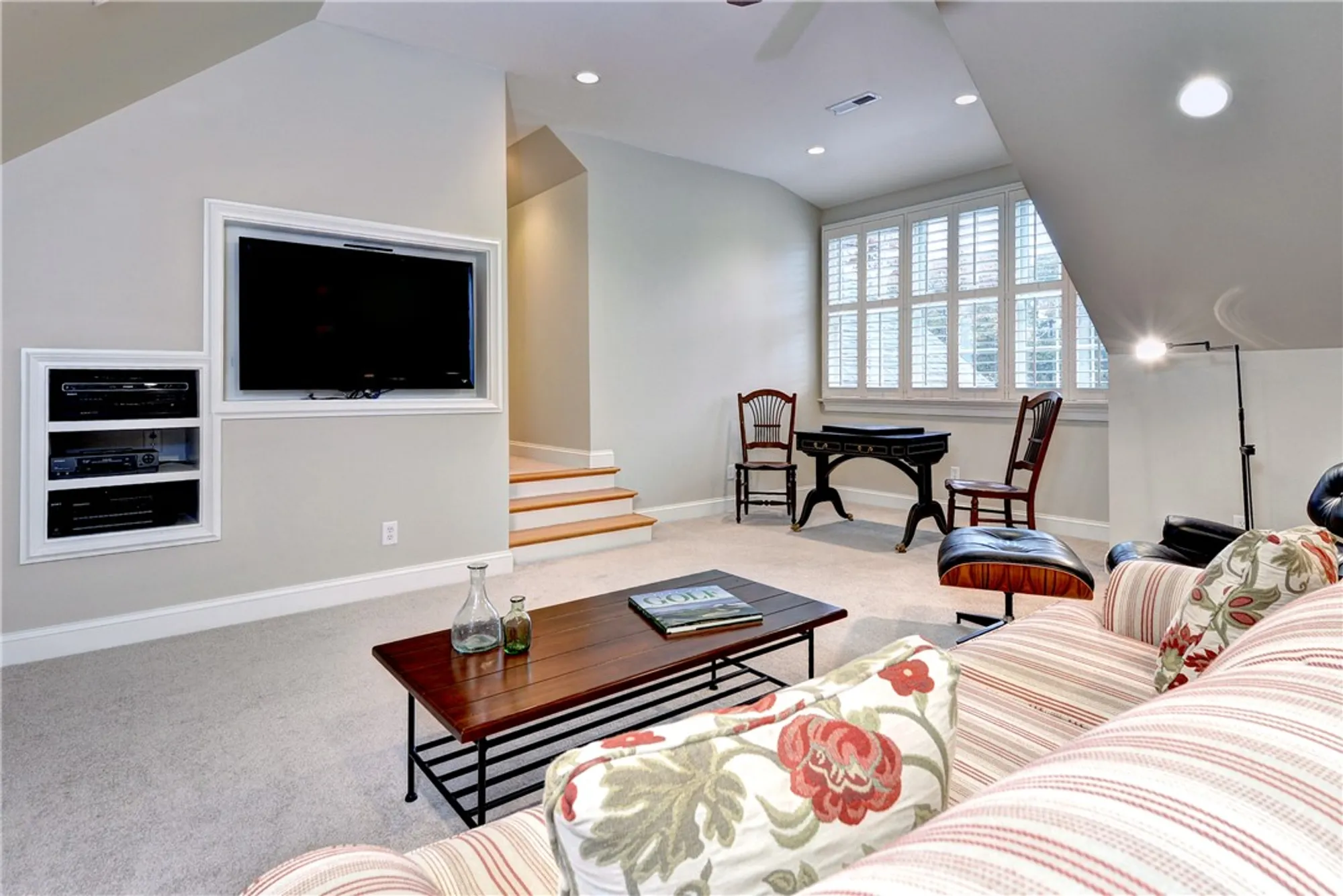 Property Slideshow image 37 of 46 | 166 blackheath, Williamsburg, VA, 23188