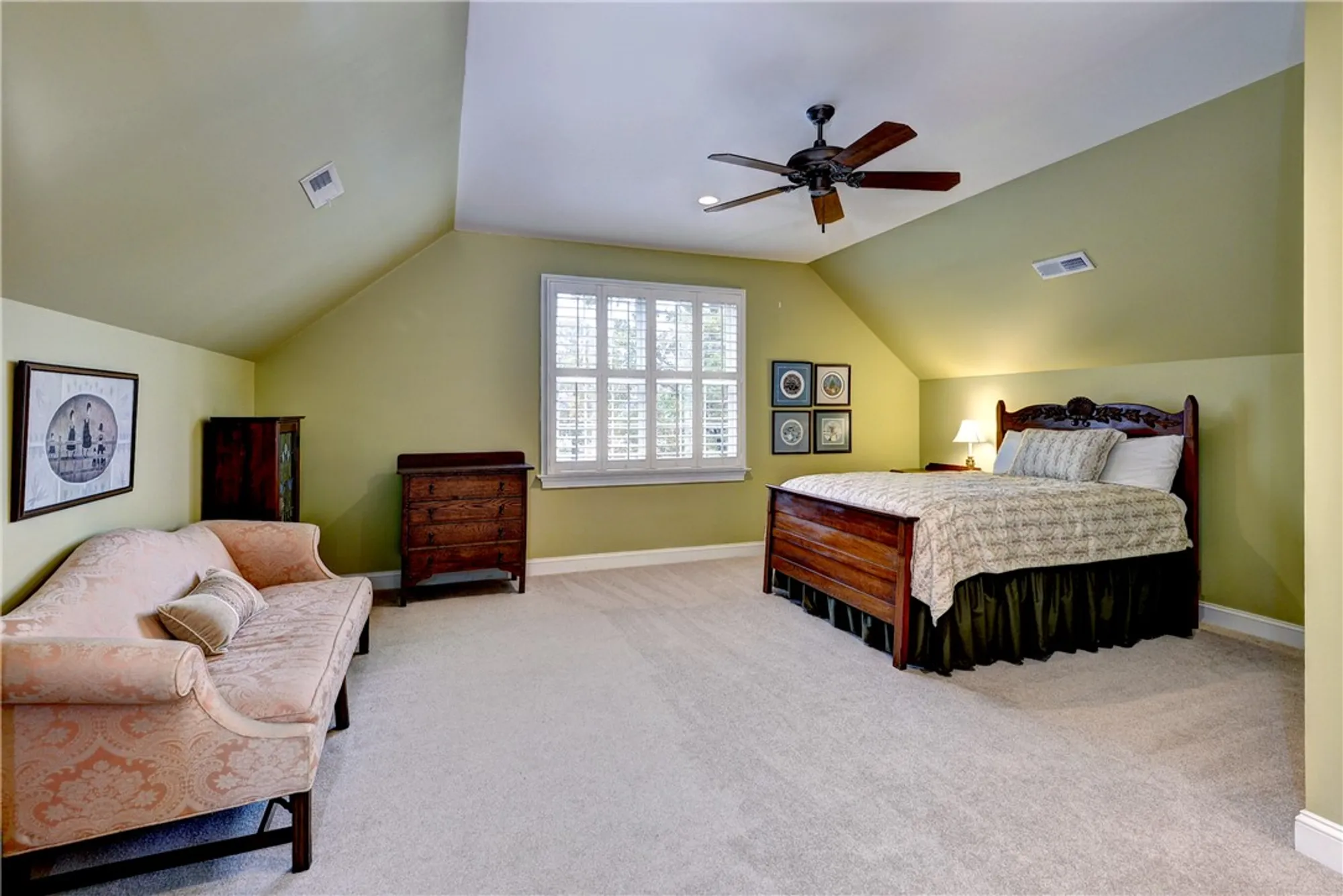 Property Slideshow image 33 of 46 | 166 blackheath, Williamsburg, VA, 23188