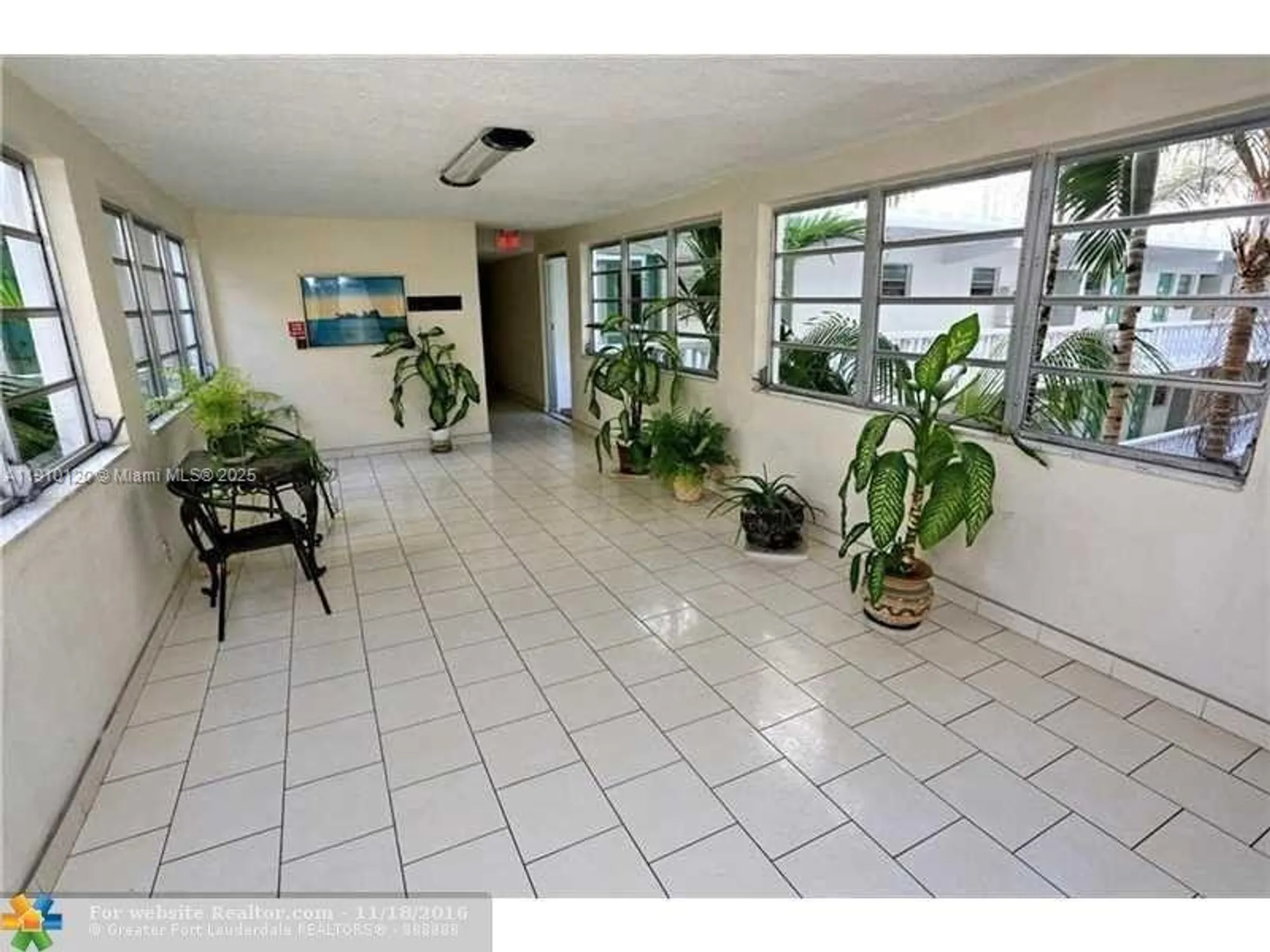Property Slideshow image 19 of 22 | 410 se 2nd st 105, Hallandale Beach, FL, 33009