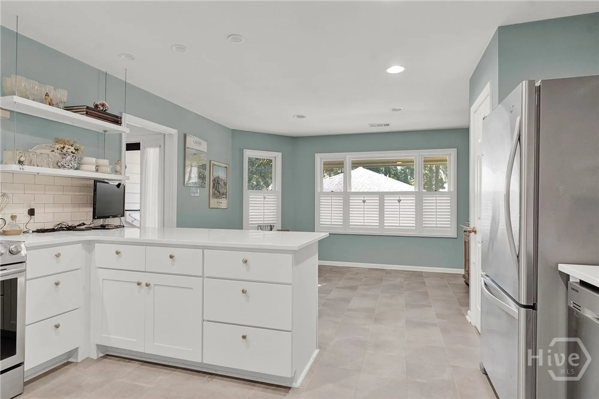 Property Slideshow image 15 of 33 | 15 franklin creek rd n, Savannah, GA, 31411