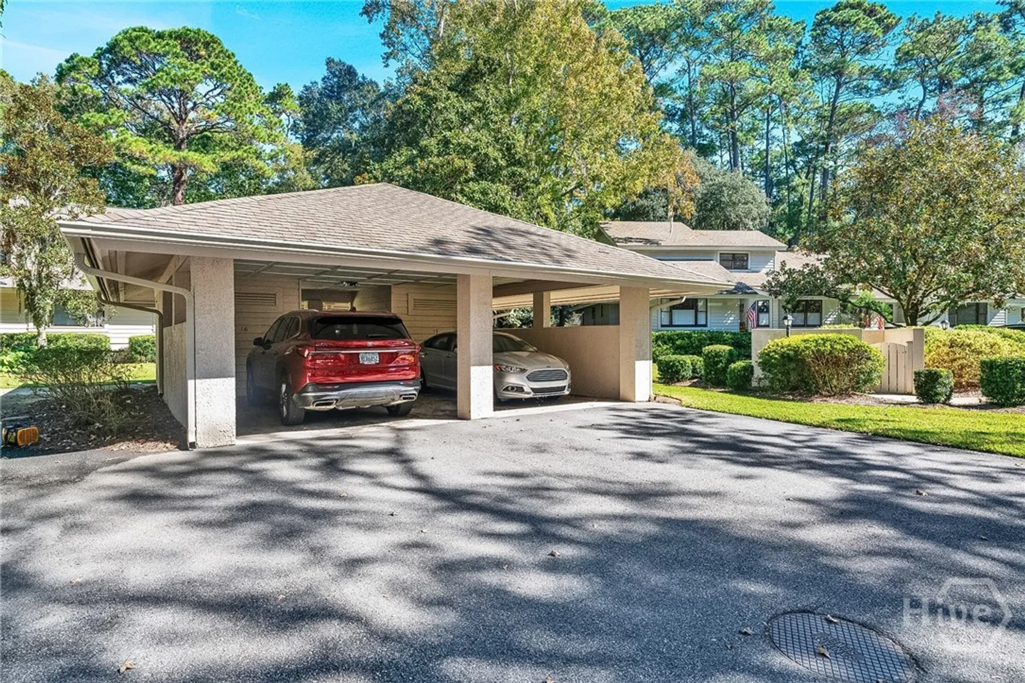 Property Slideshow image 4 of 33 | 15 franklin creek rd n, Savannah, GA, 31411