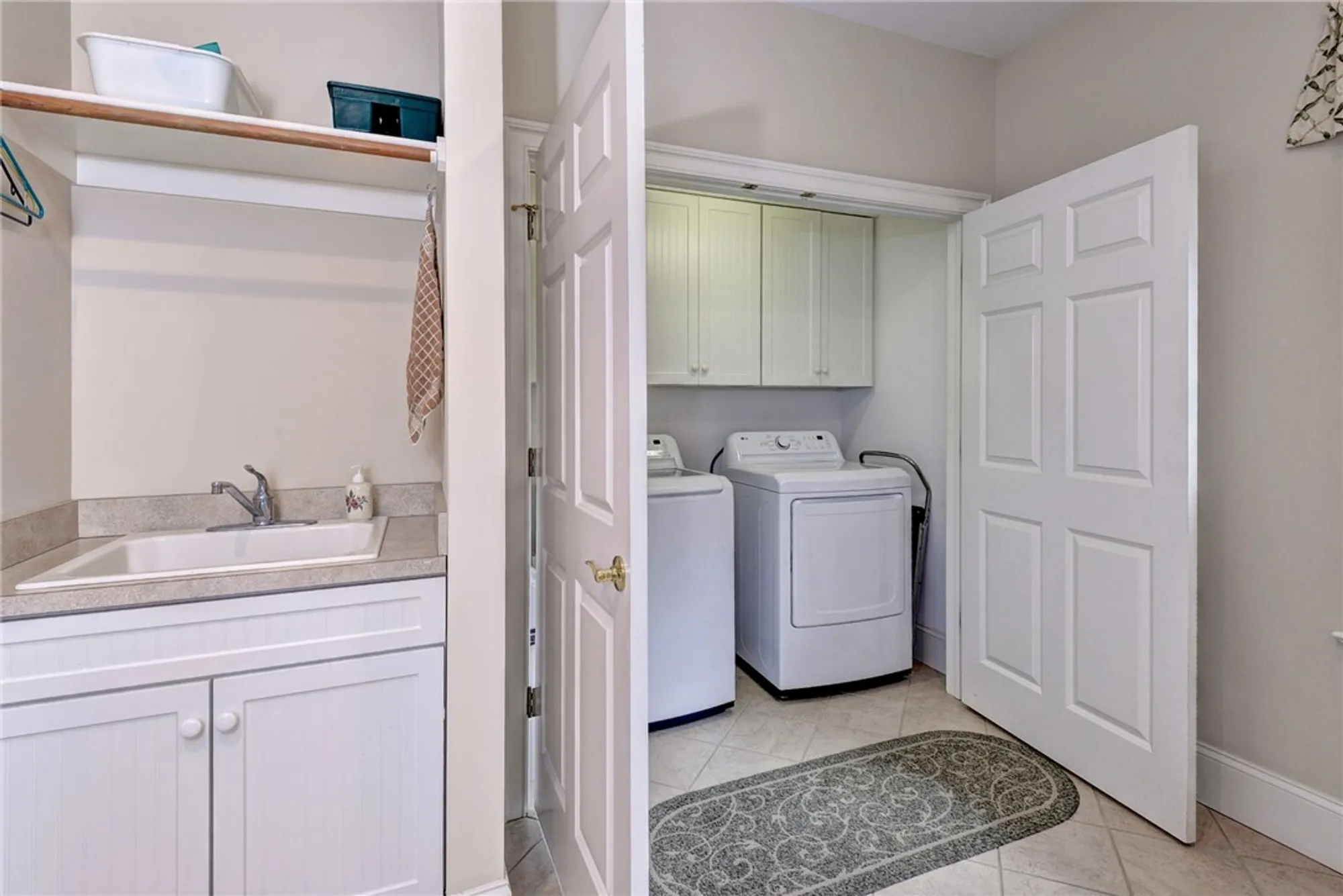 Property Slideshow image 19 of 45 | 162 waterton, Williamsburg, VA, 23188