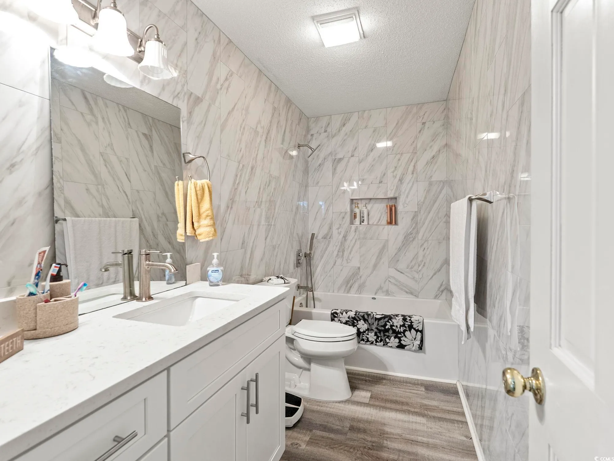 Property Slideshow image 11 of 27 | 622 tall oaks ln, Myrtle Beach, SC, 29588