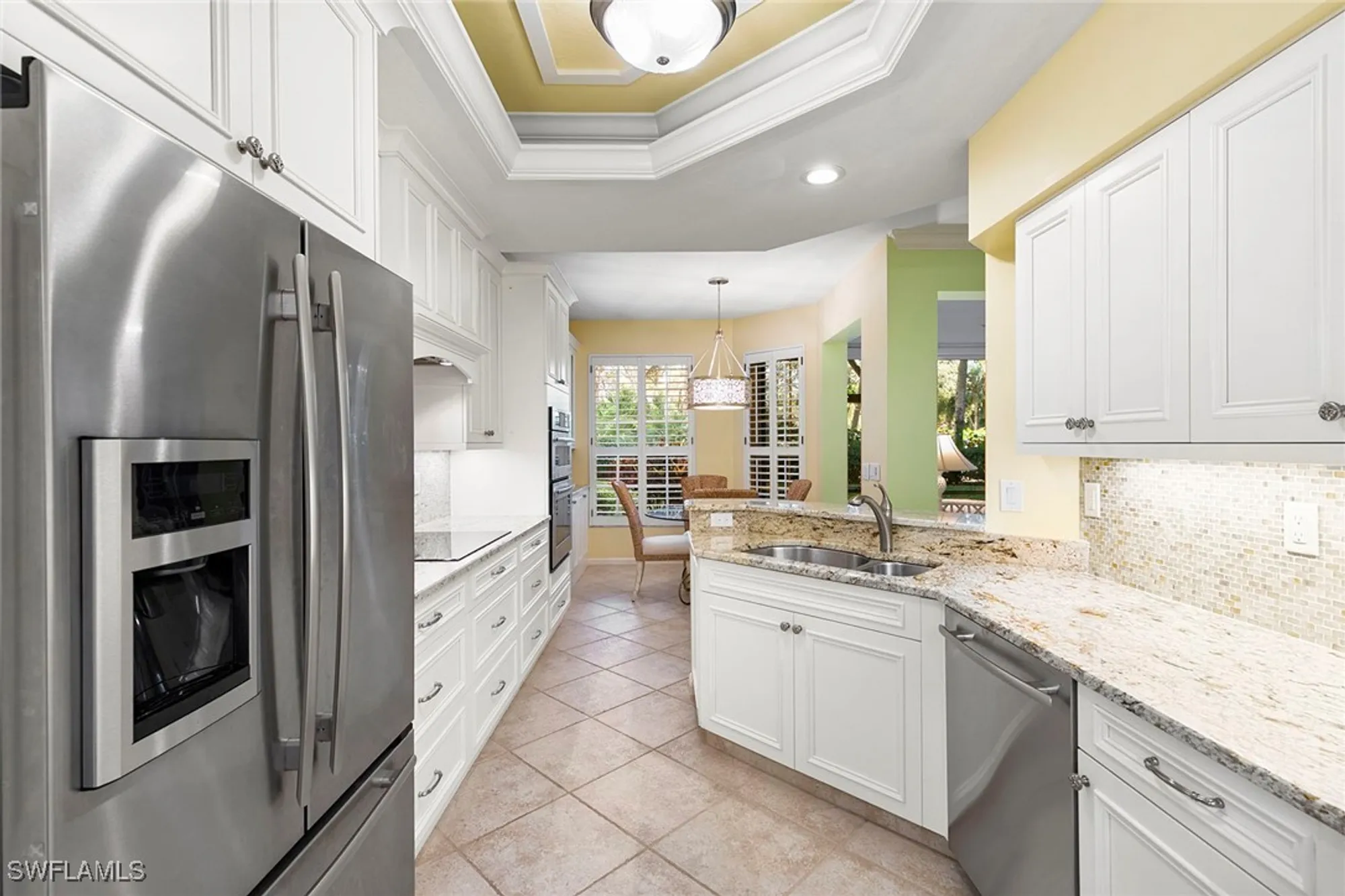 Property Slideshow image 10 of 50 | 8460 abbington cir 1811, Naples, FL, 34108