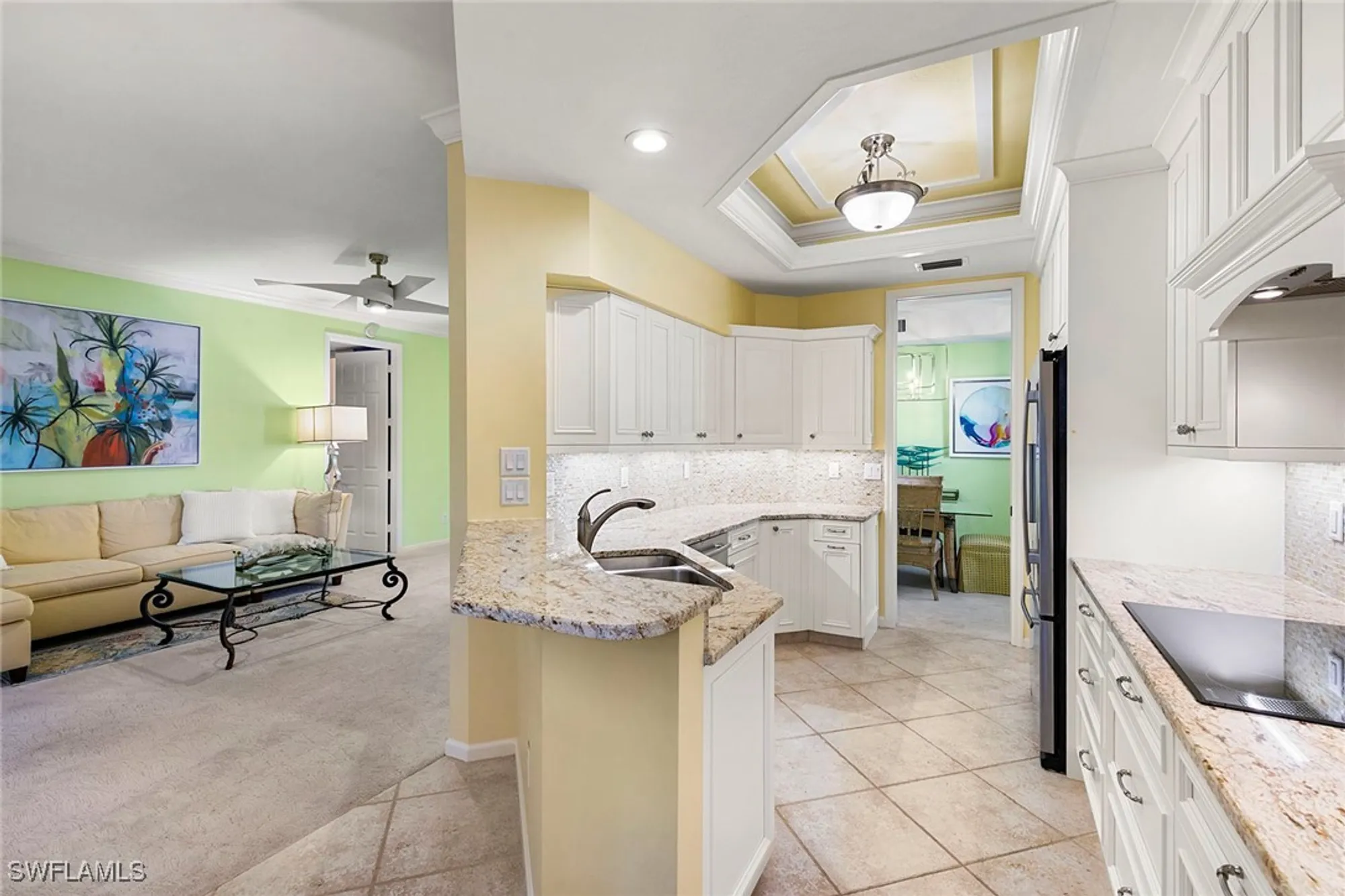 Property Slideshow image 11 of 50 | 8460 abbington cir 1811, Naples, FL, 34108