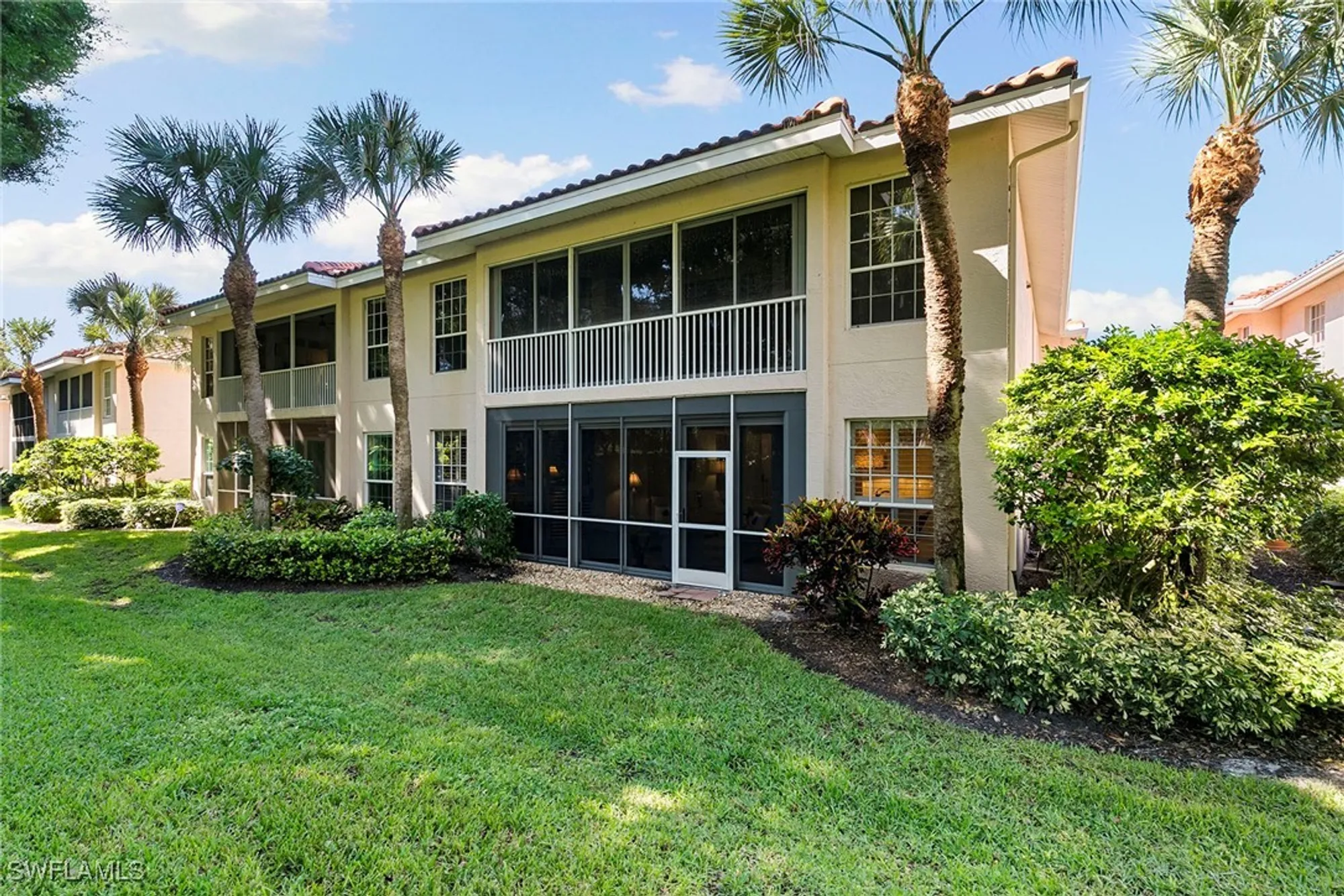 Property Slideshow image 30 of 50 | 8460 abbington cir 1811, Naples, FL, 34108