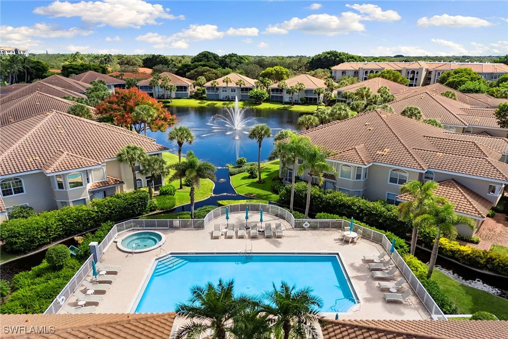 Property Slideshow image 40 of 50 | 8460 abbington cir 1811, Naples, FL, 34108
