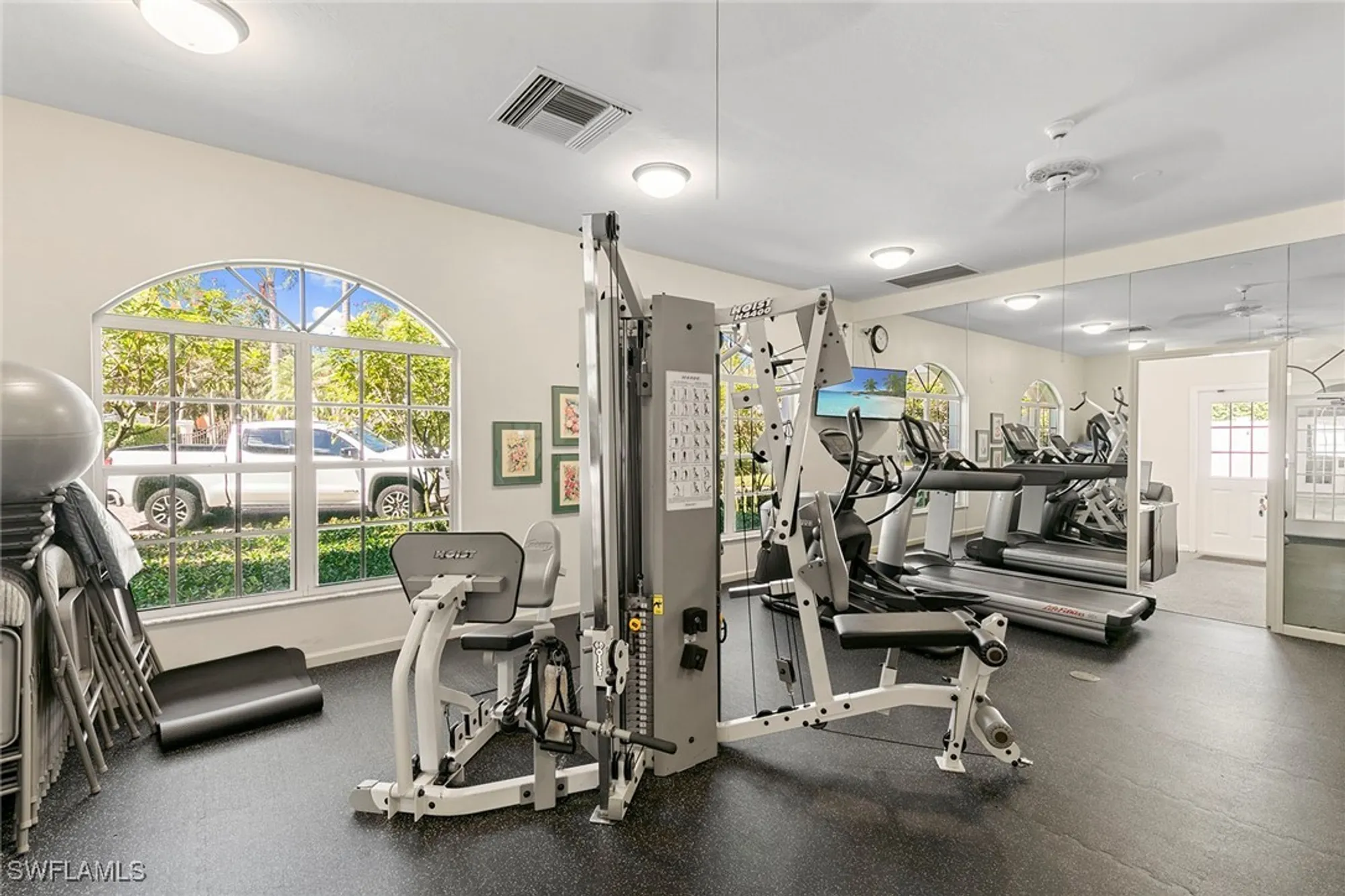 Property Slideshow image 43 of 50 | 8460 abbington cir 1811, Naples, FL, 34108