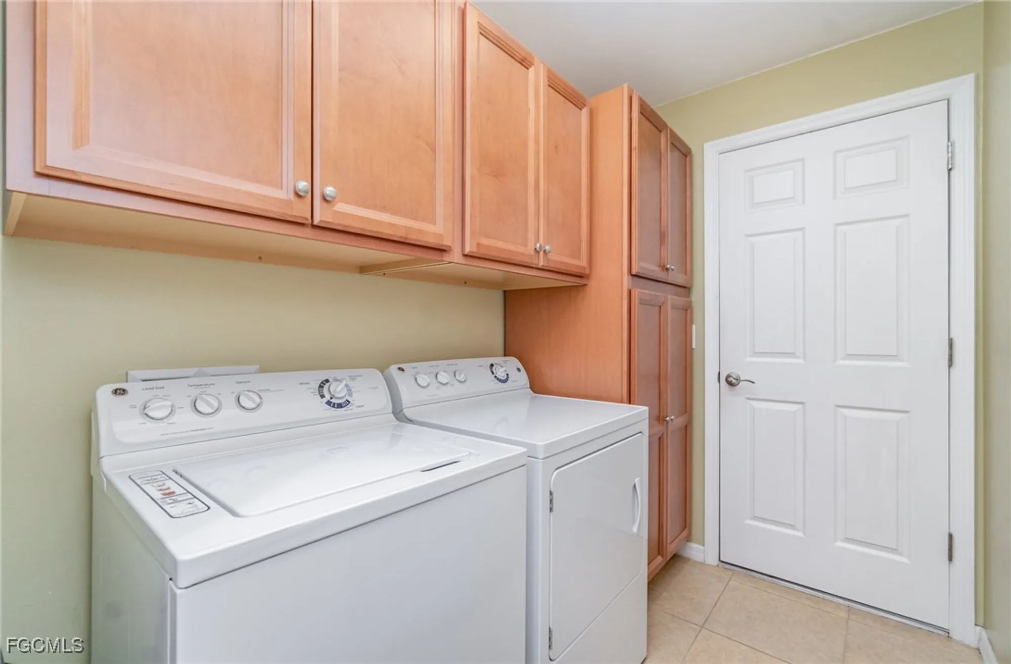 Property Slideshow image 18 of 40 | 20585 chestnut ridge dr, North Fort Myers, FL, 33917