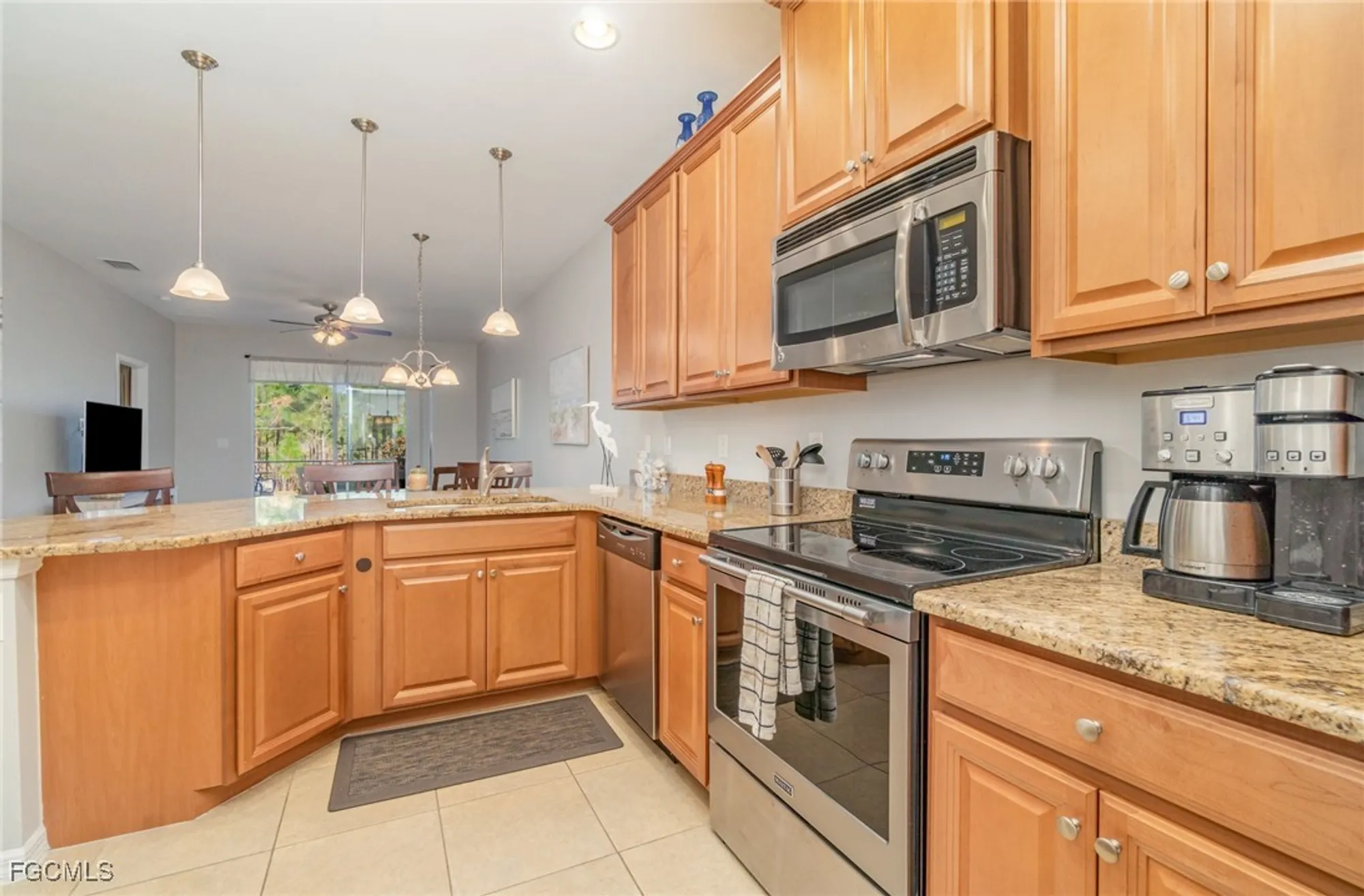 Property Slideshow image 10 of 40 | 20585 chestnut ridge dr, North Fort Myers, FL, 33917