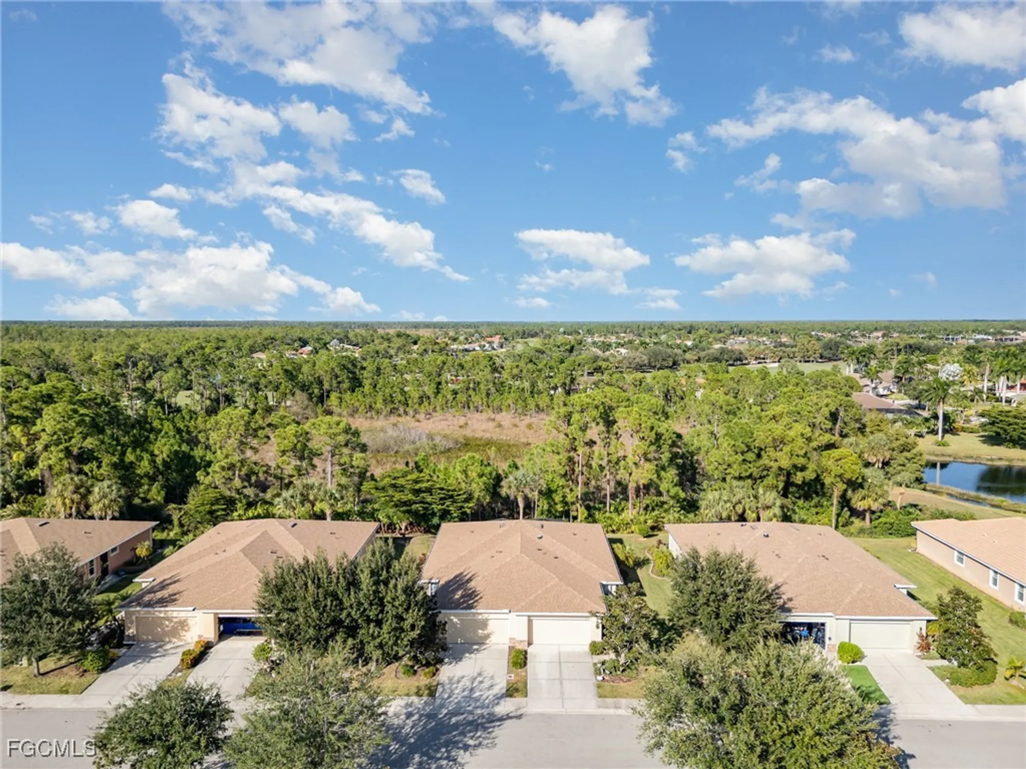 Property Slideshow image 26 of 40 | 20585 chestnut ridge dr, North Fort Myers, FL, 33917
