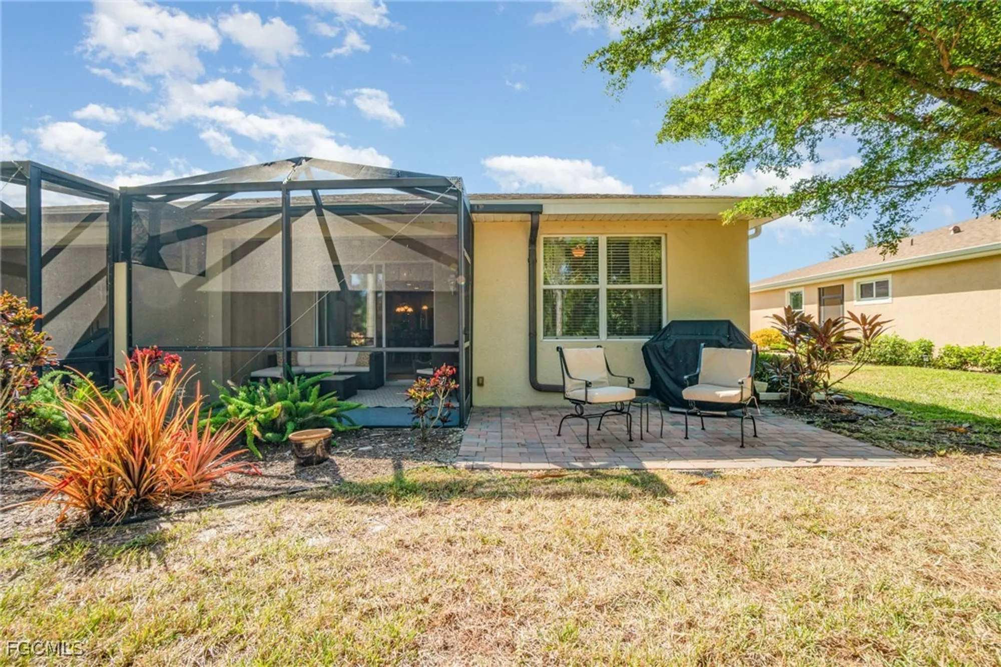 Property Slideshow image 2 of 40 | 20585 chestnut ridge dr, North Fort Myers, FL, 33917