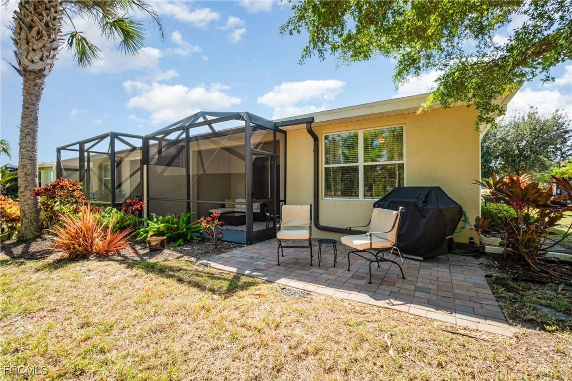 Property Slideshow image 22 of 40 | 20585 chestnut ridge dr, North Fort Myers, FL, 33917