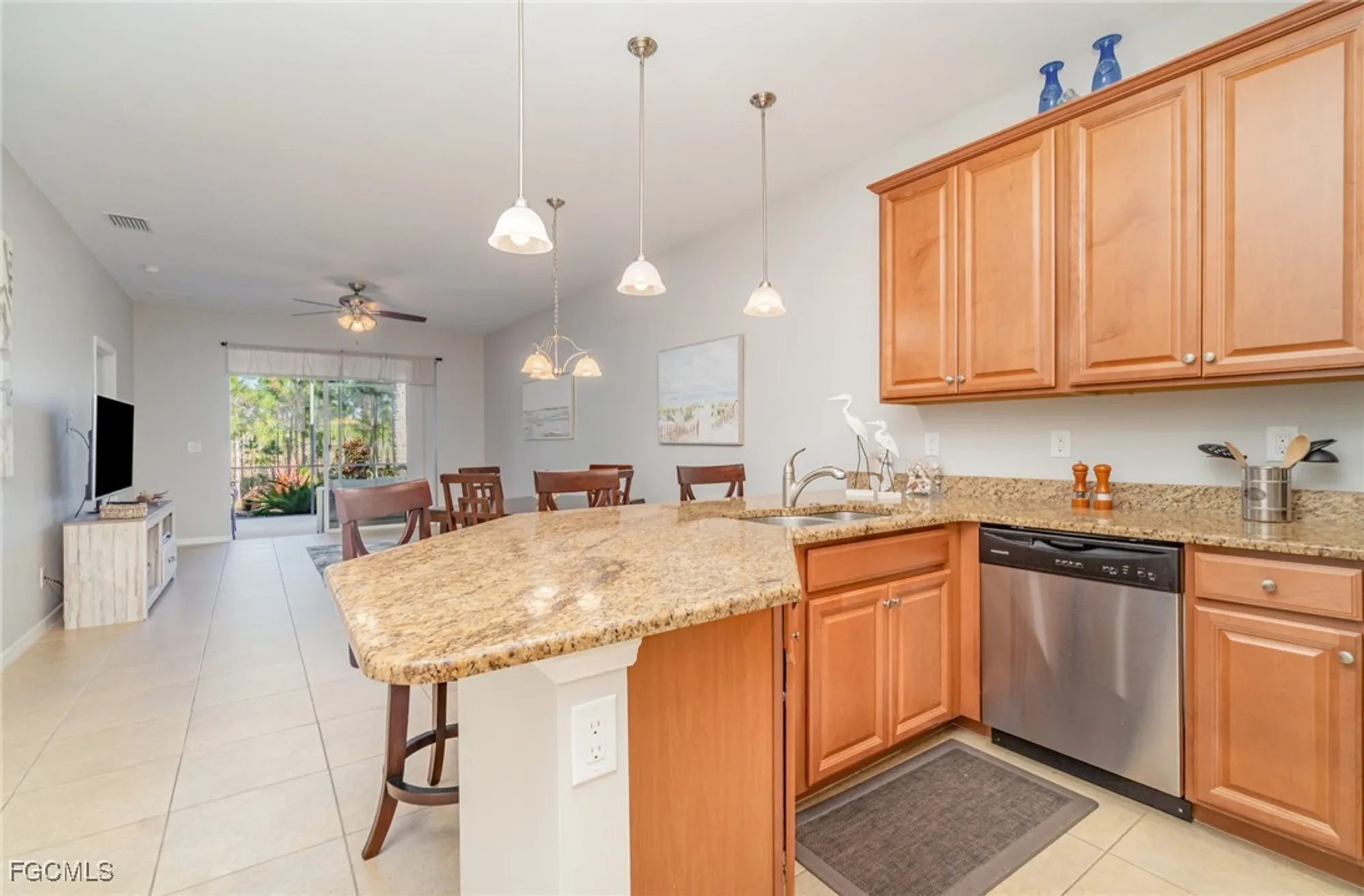 Property Slideshow image 4 of 40 | 20585 chestnut ridge dr, North Fort Myers, FL, 33917