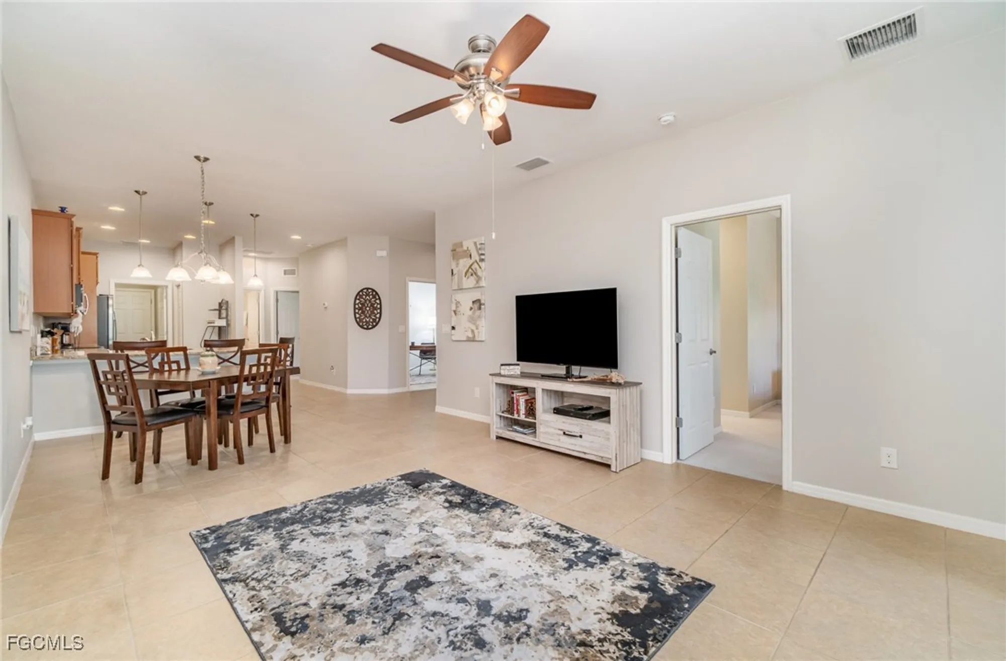 Property Slideshow image 7 of 40 | 20585 chestnut ridge dr, North Fort Myers, FL, 33917