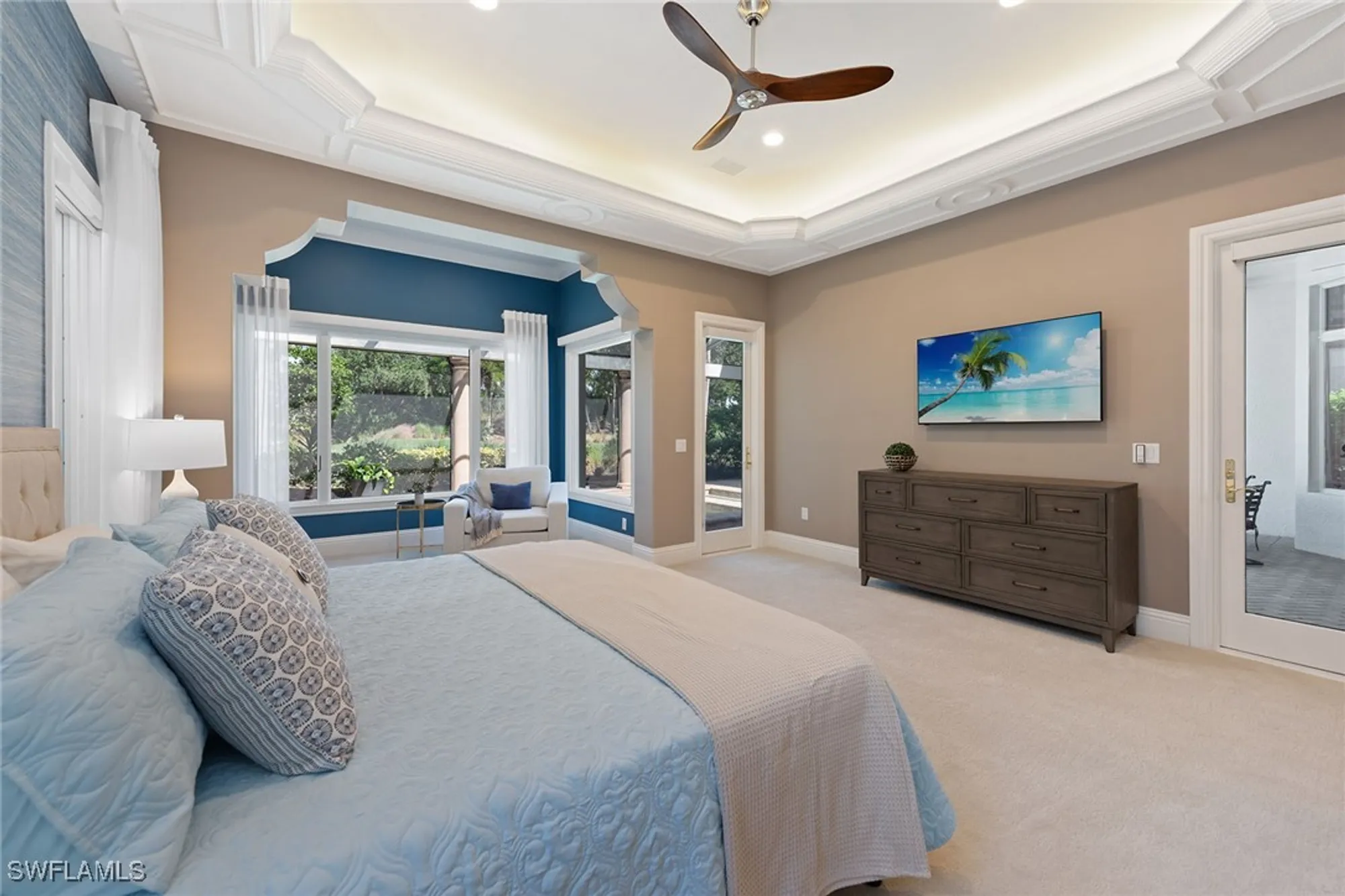 Property Slideshow image 16 of 50 | 8604 majorca ln, Naples, FL, 34114