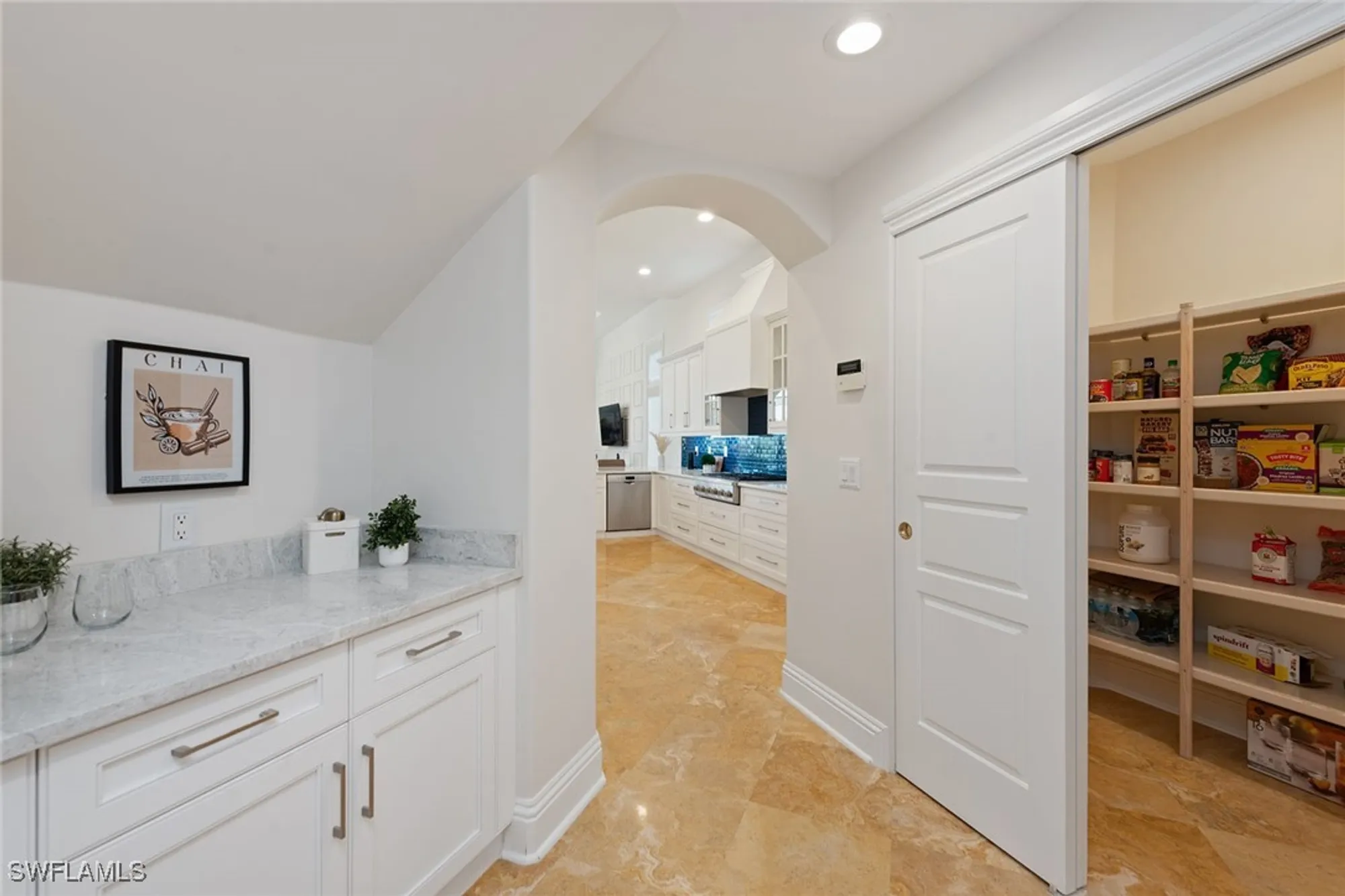 Property Slideshow image 11 of 50 | 8604 majorca ln, Naples, FL, 34114