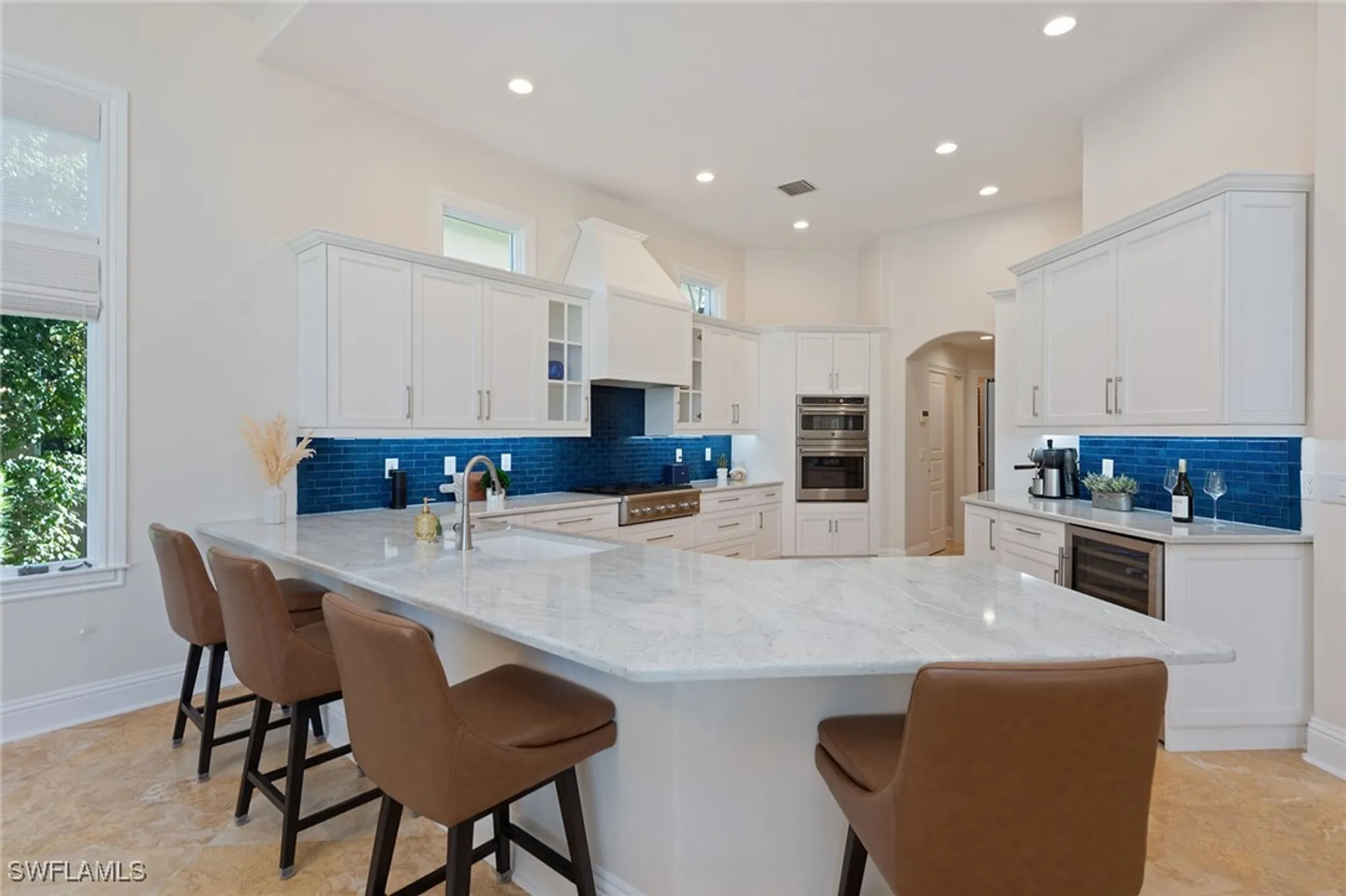 Property Slideshow image 6 of 50 | 8604 majorca ln, Naples, FL, 34114