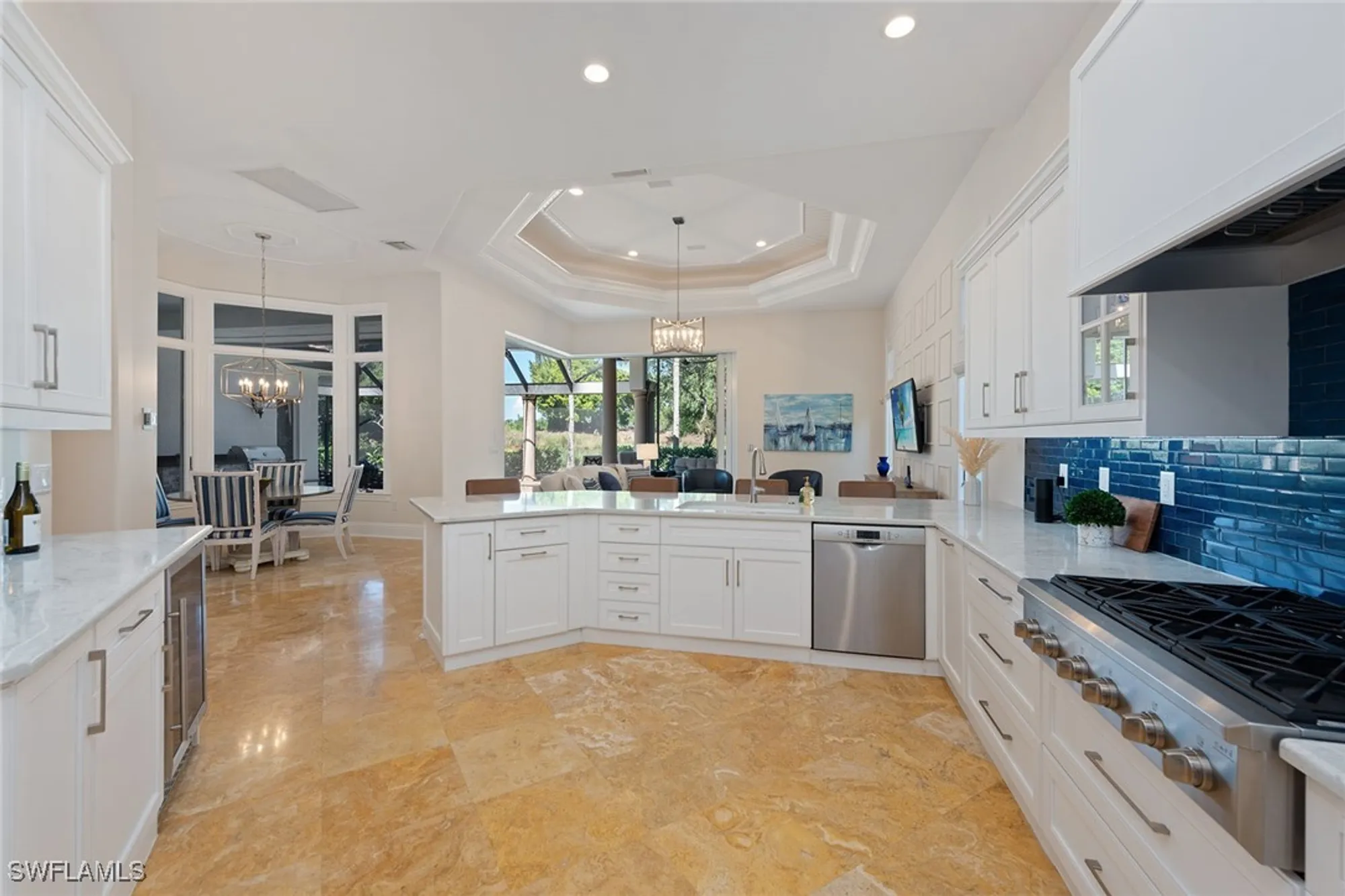 Property Slideshow image 7 of 50 | 8604 majorca ln, Naples, FL, 34114