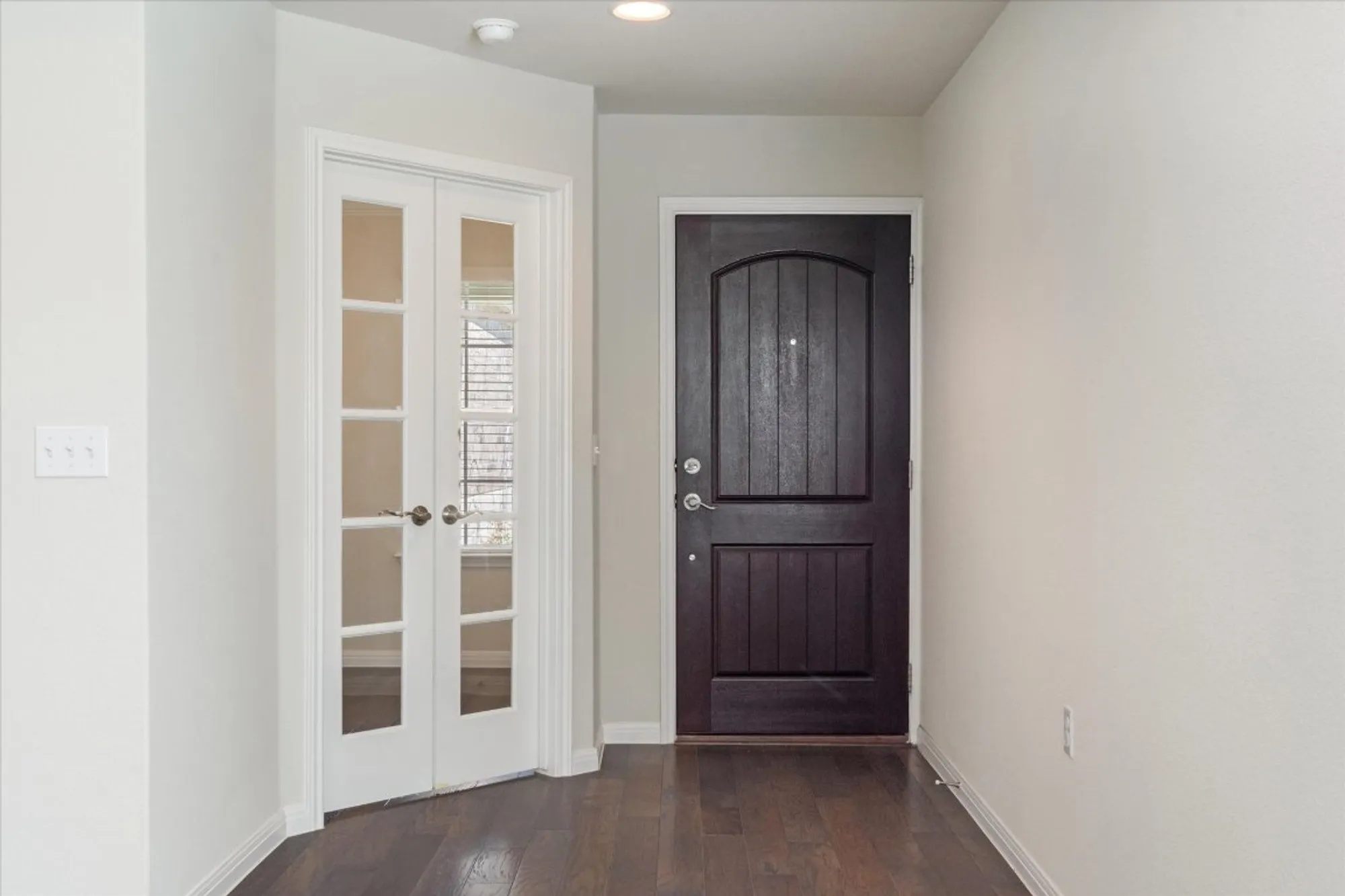 Property Slideshow image 6 of 39 | 400 holiday creek ln, Georgetown, TX, 78633