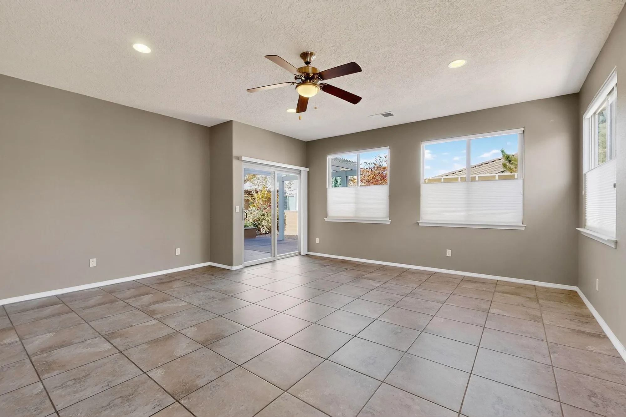 Property Slideshow image 11 of 51 | 977 salt cedar ct, Bernalillo, NM, 87004