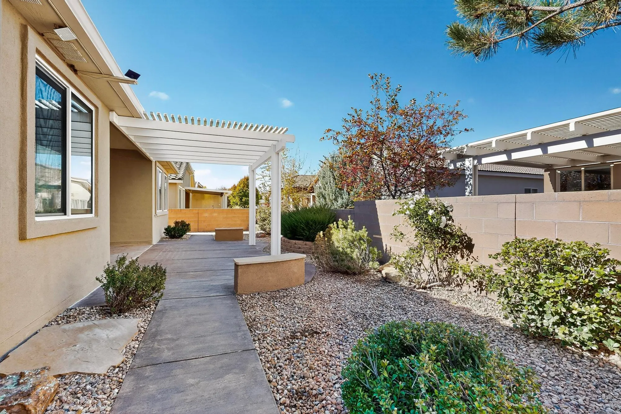 Property Slideshow image 37 of 51 | 977 salt cedar ct, Bernalillo, NM, 87004