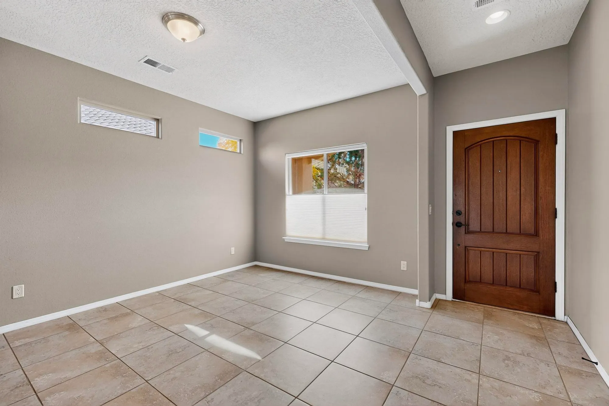Property Slideshow image 4 of 51 | 977 salt cedar ct, Bernalillo, NM, 87004