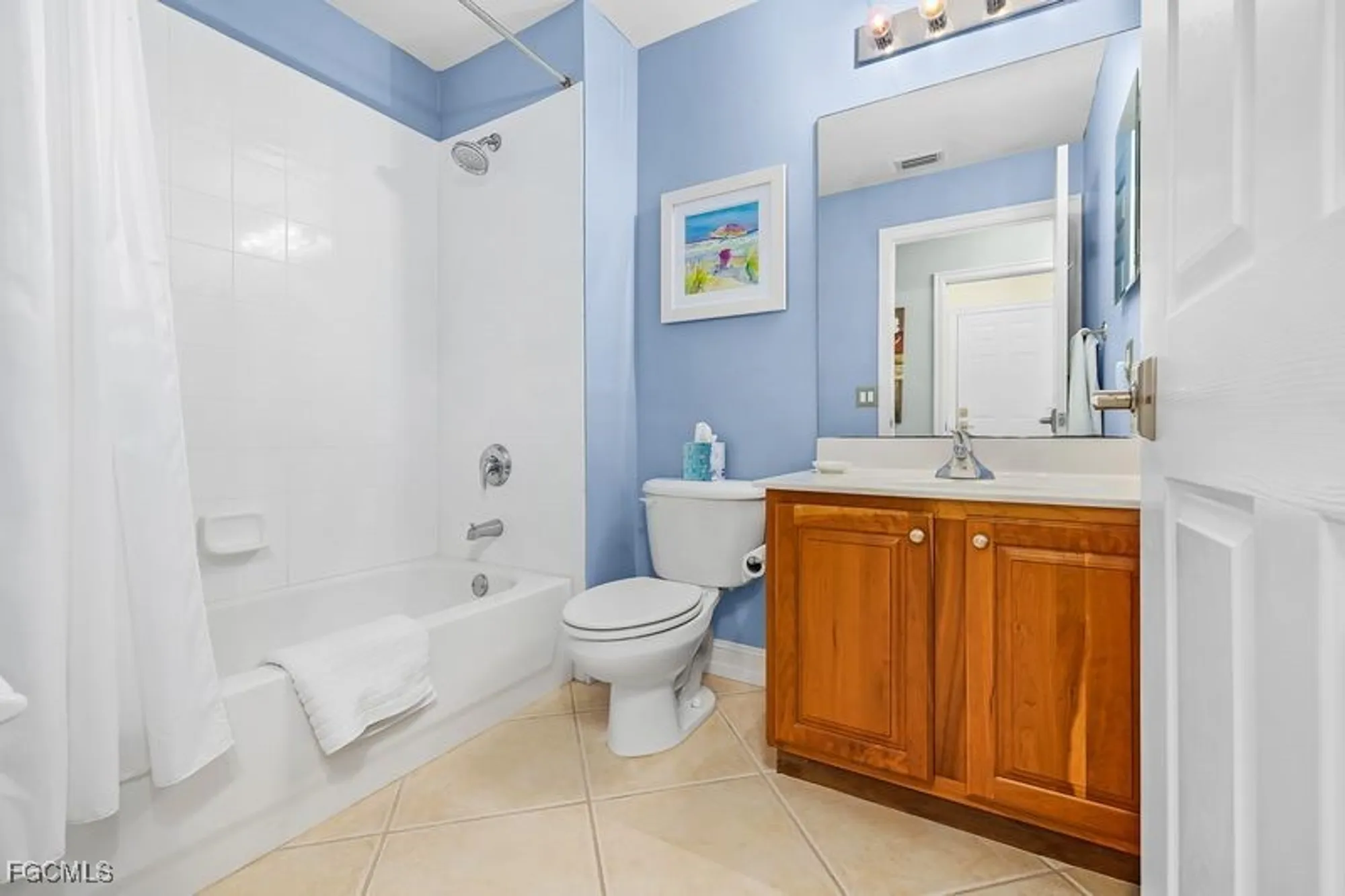Property Slideshow image 14 of 28 | 11079 harbour yacht ct unit 102, Fort Myers, FL, 33908