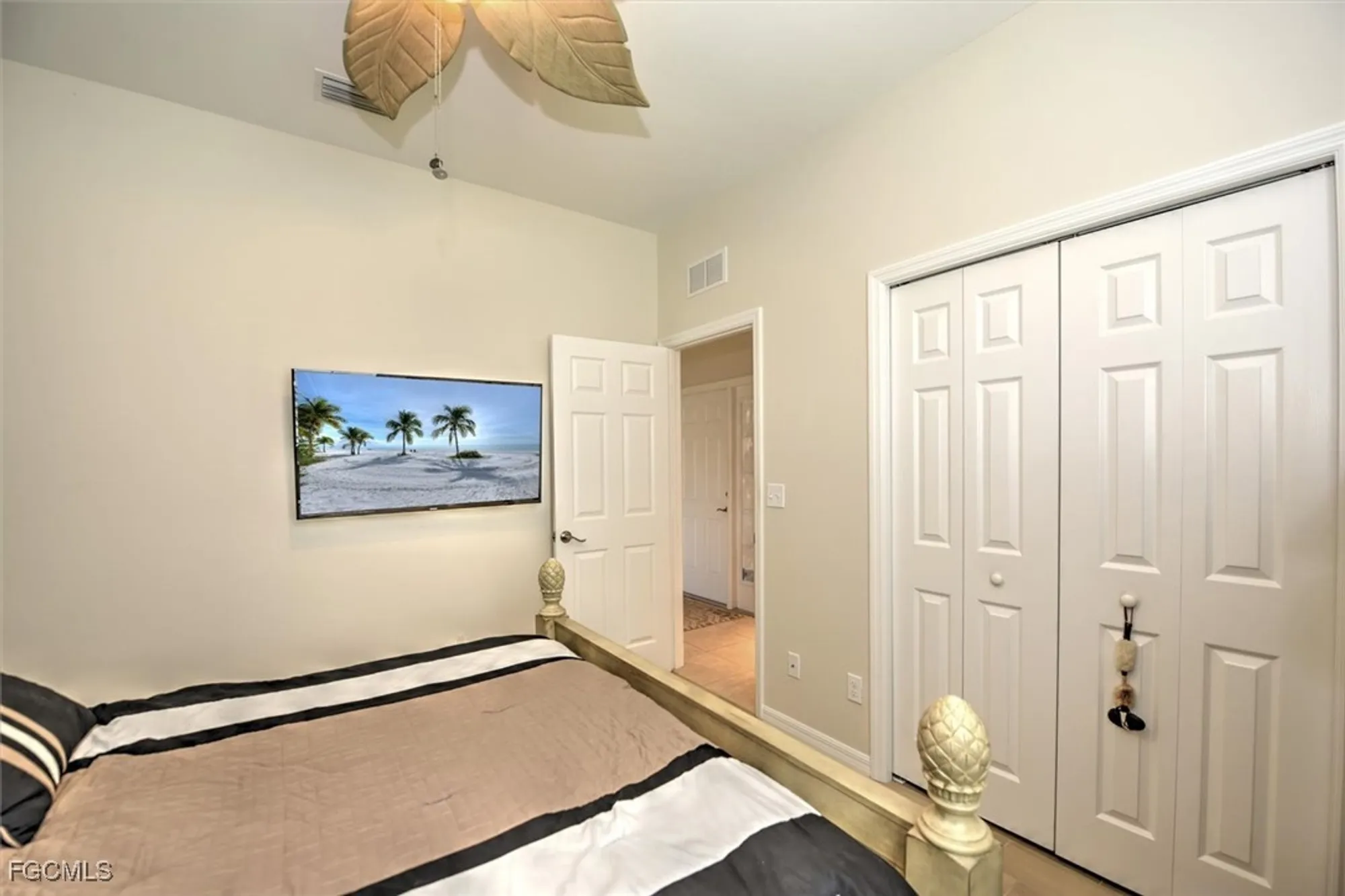 Property Slideshow image 14 of 34 | 3244 magnolia landing ln, North Fort Myers, FL, 33917