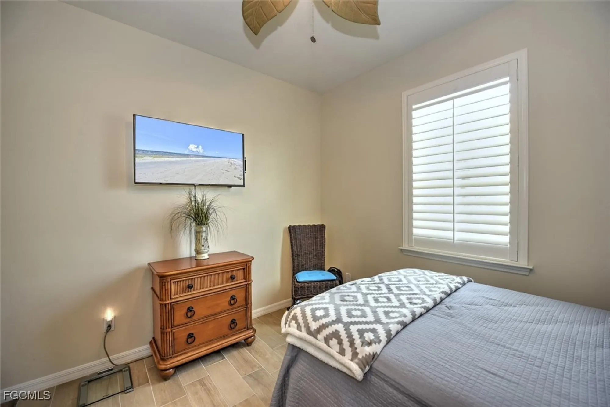 Property Slideshow image 16 of 34 | 3244 magnolia landing ln, North Fort Myers, FL, 33917