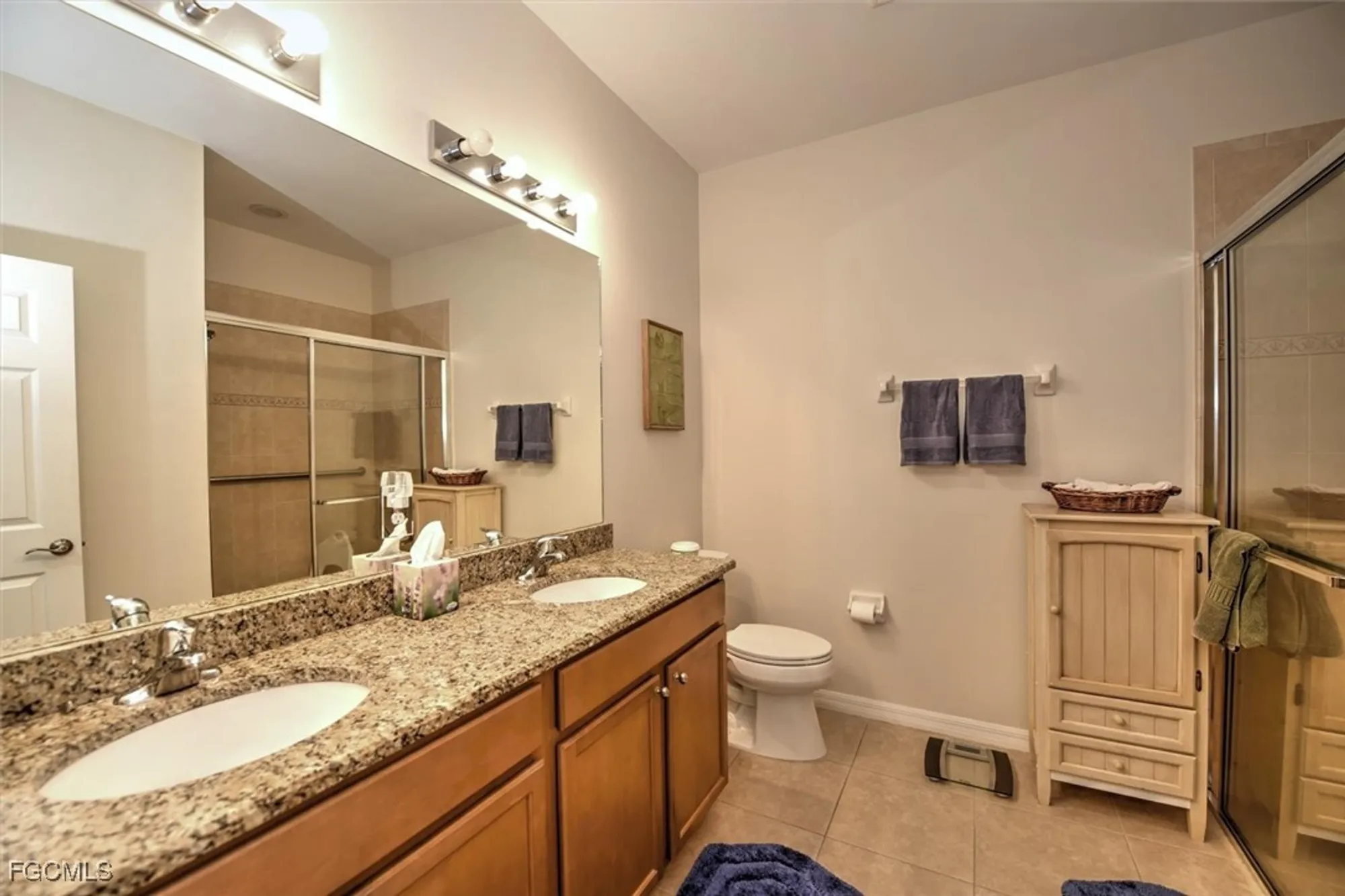 Property Slideshow image 11 of 34 | 3244 magnolia landing ln, North Fort Myers, FL, 33917